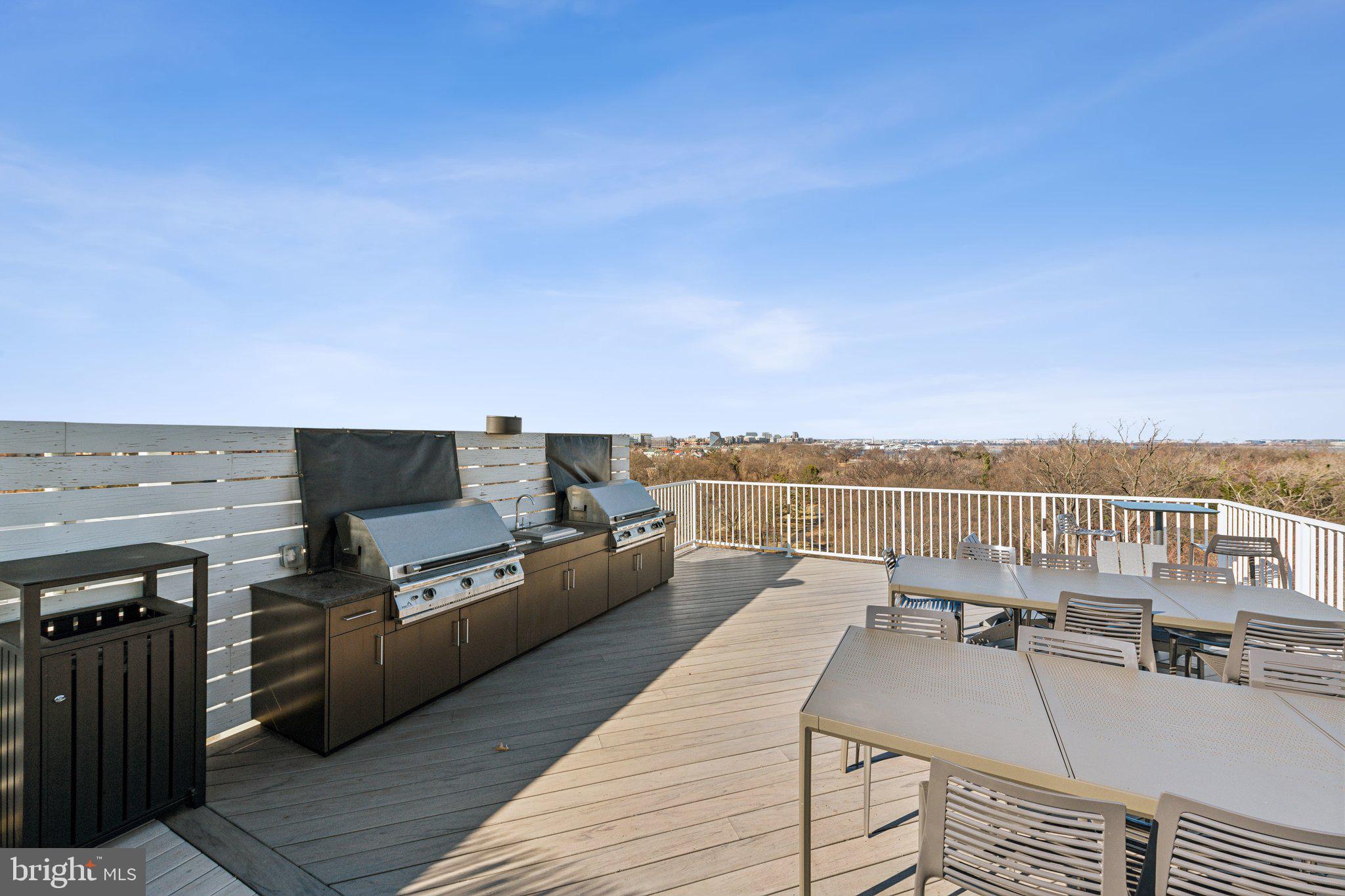 OLD TOWN NORTH - Residential