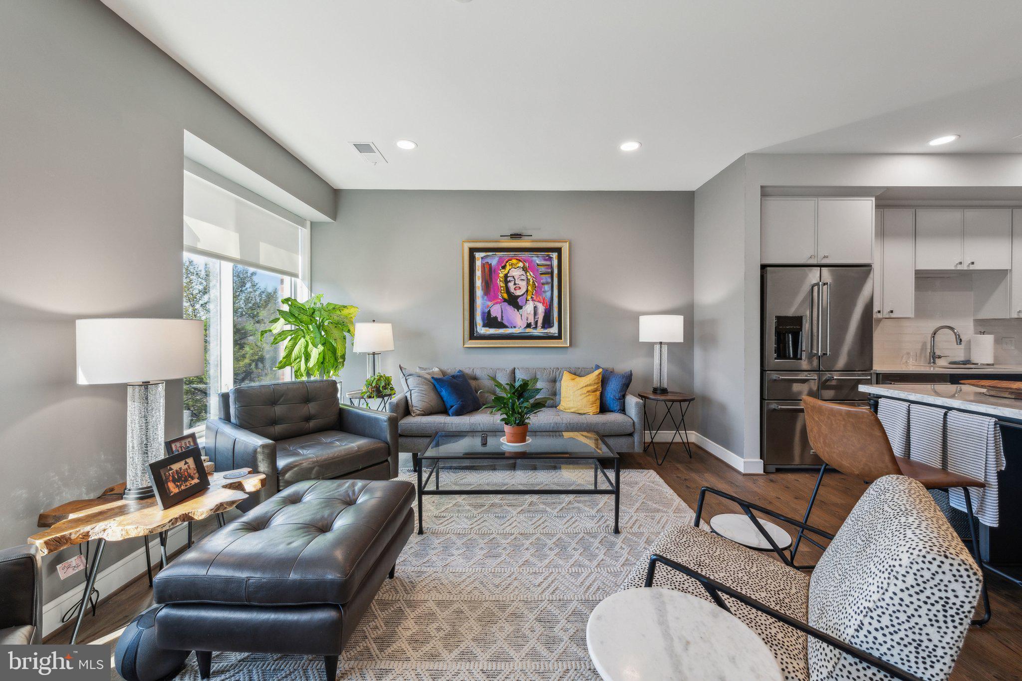 OLD TOWN NORTH - Residential