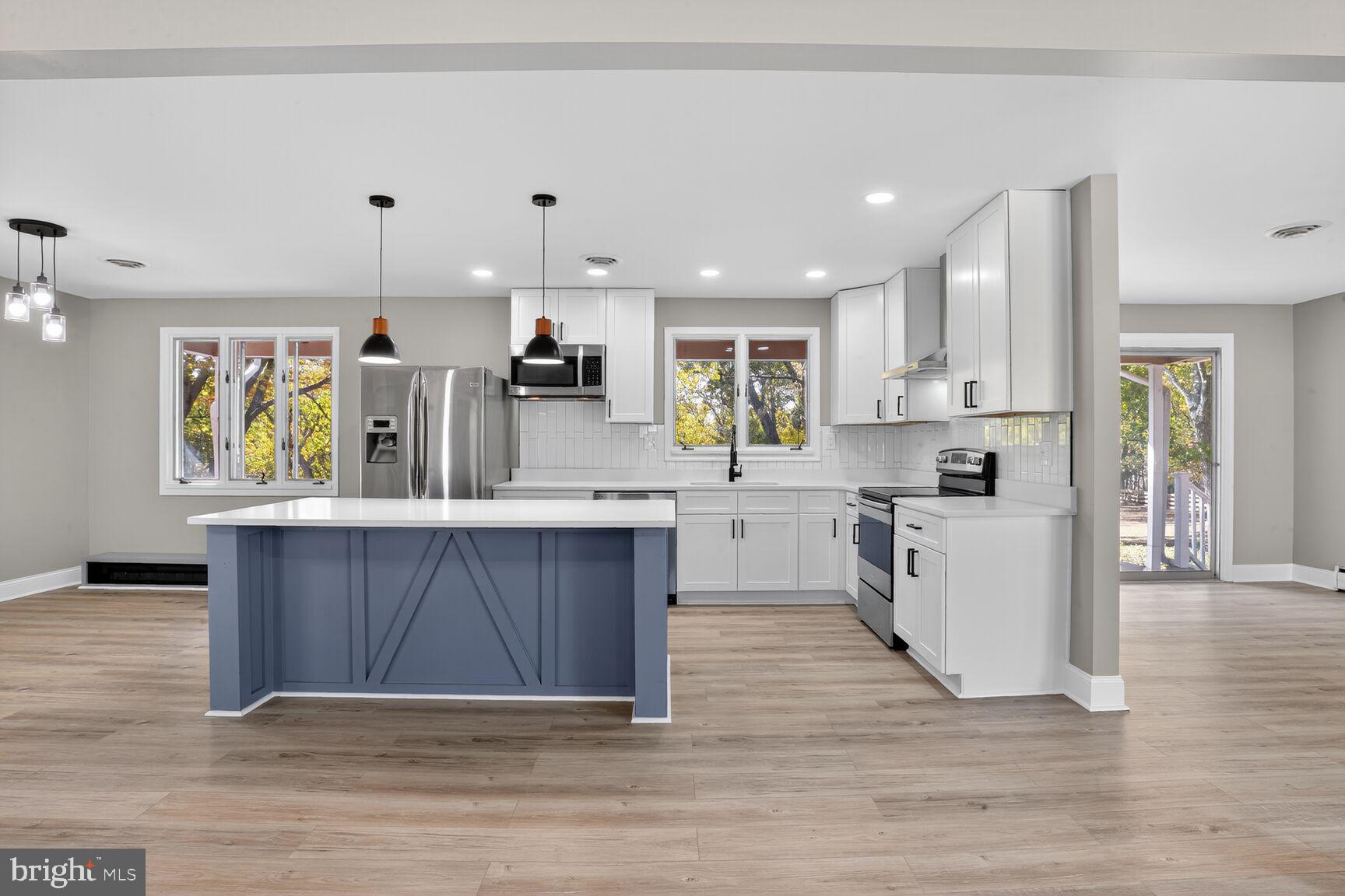 CARROLL MANOR - Residential