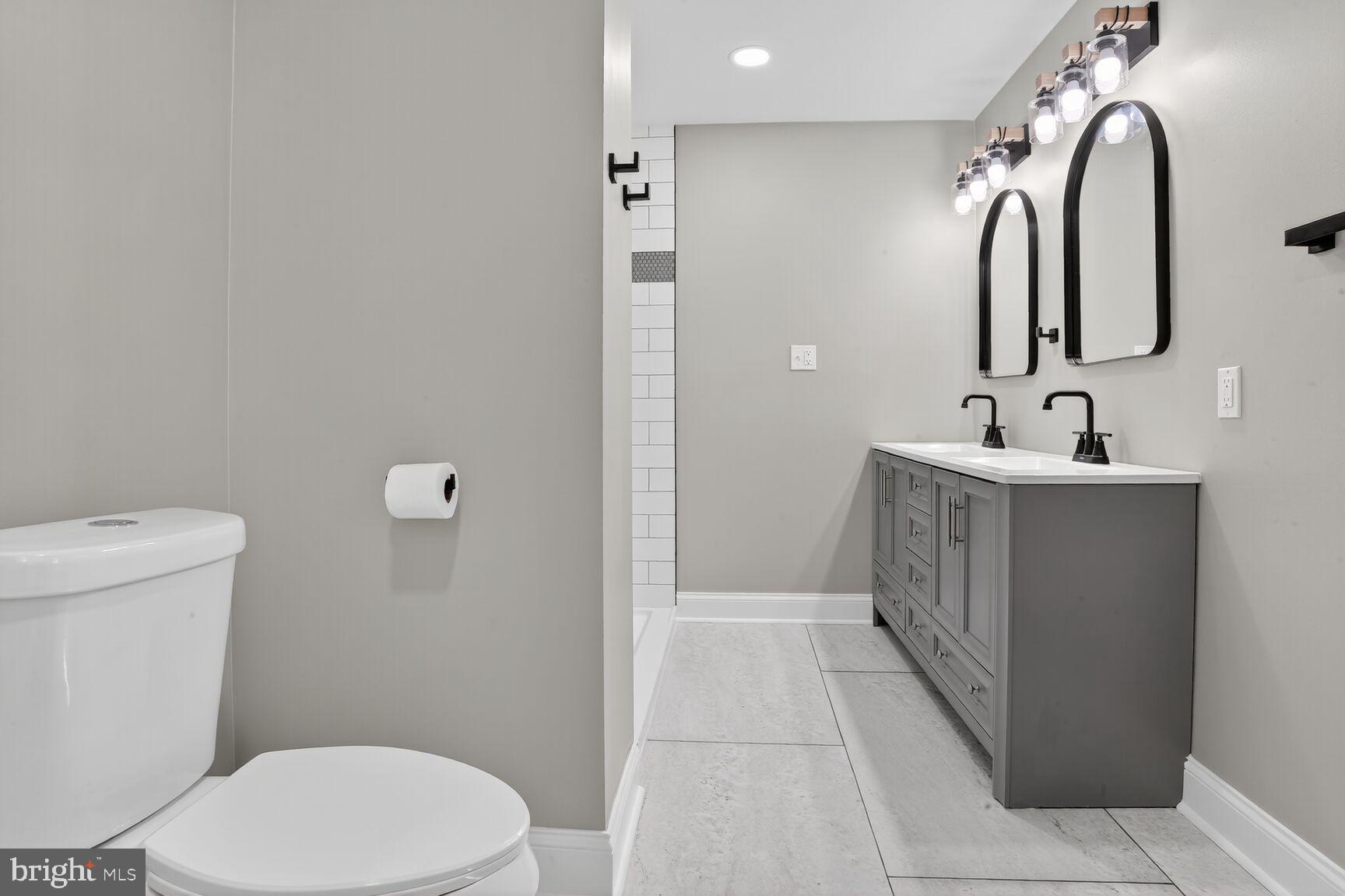 CARROLL MANOR - Residential