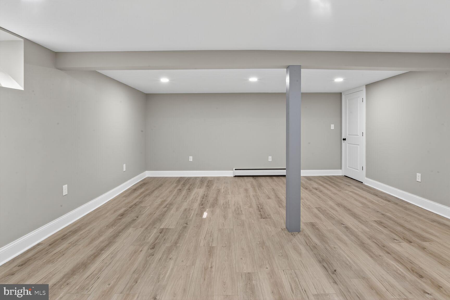 CARROLL MANOR - Residential