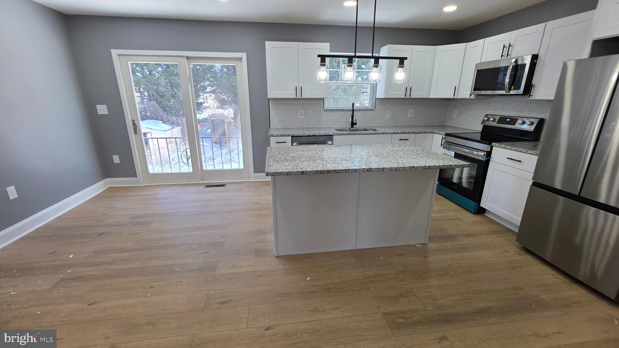 WINSTEN ESTATES - Residential