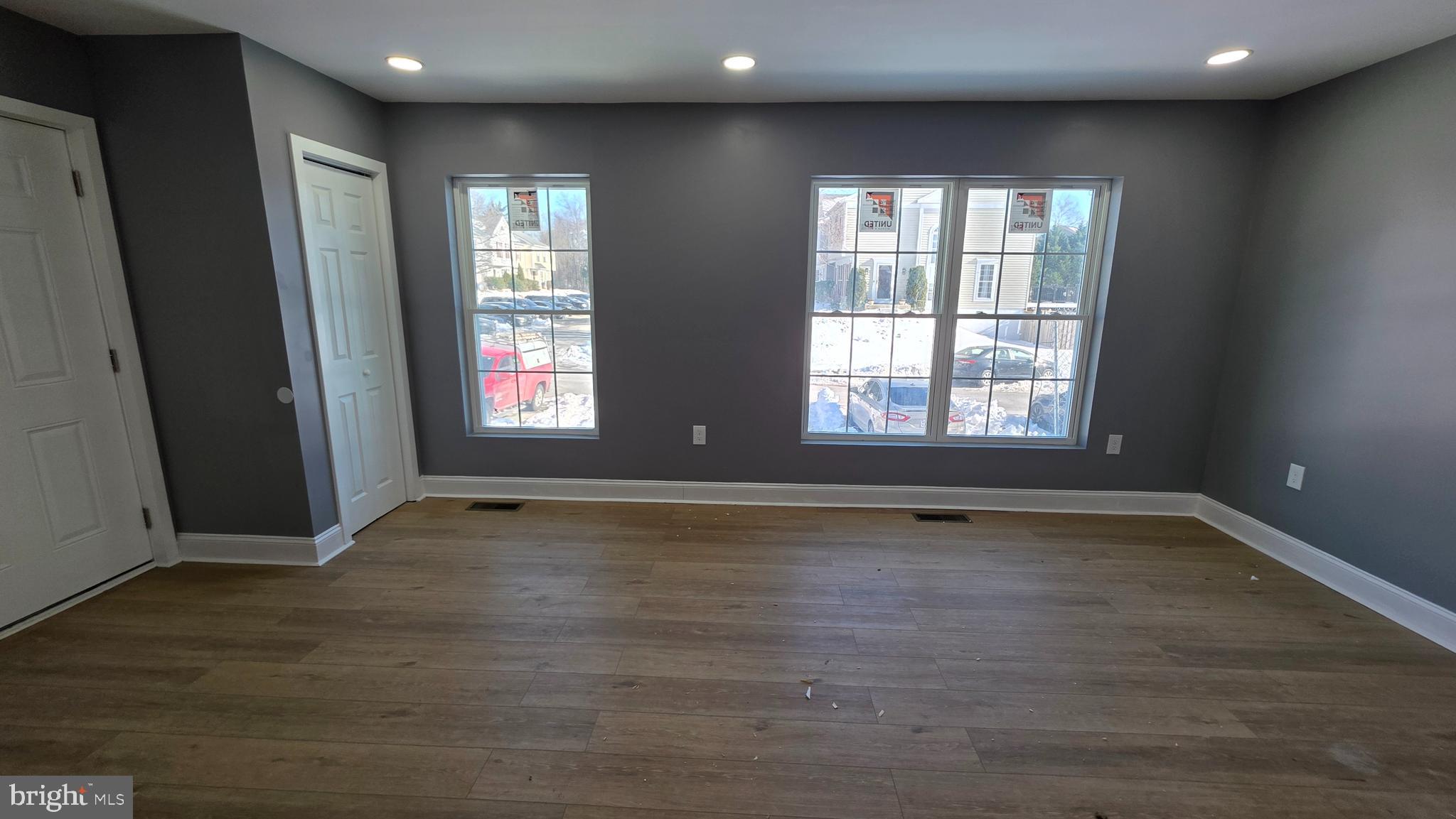 WINSTEN ESTATES - Residential