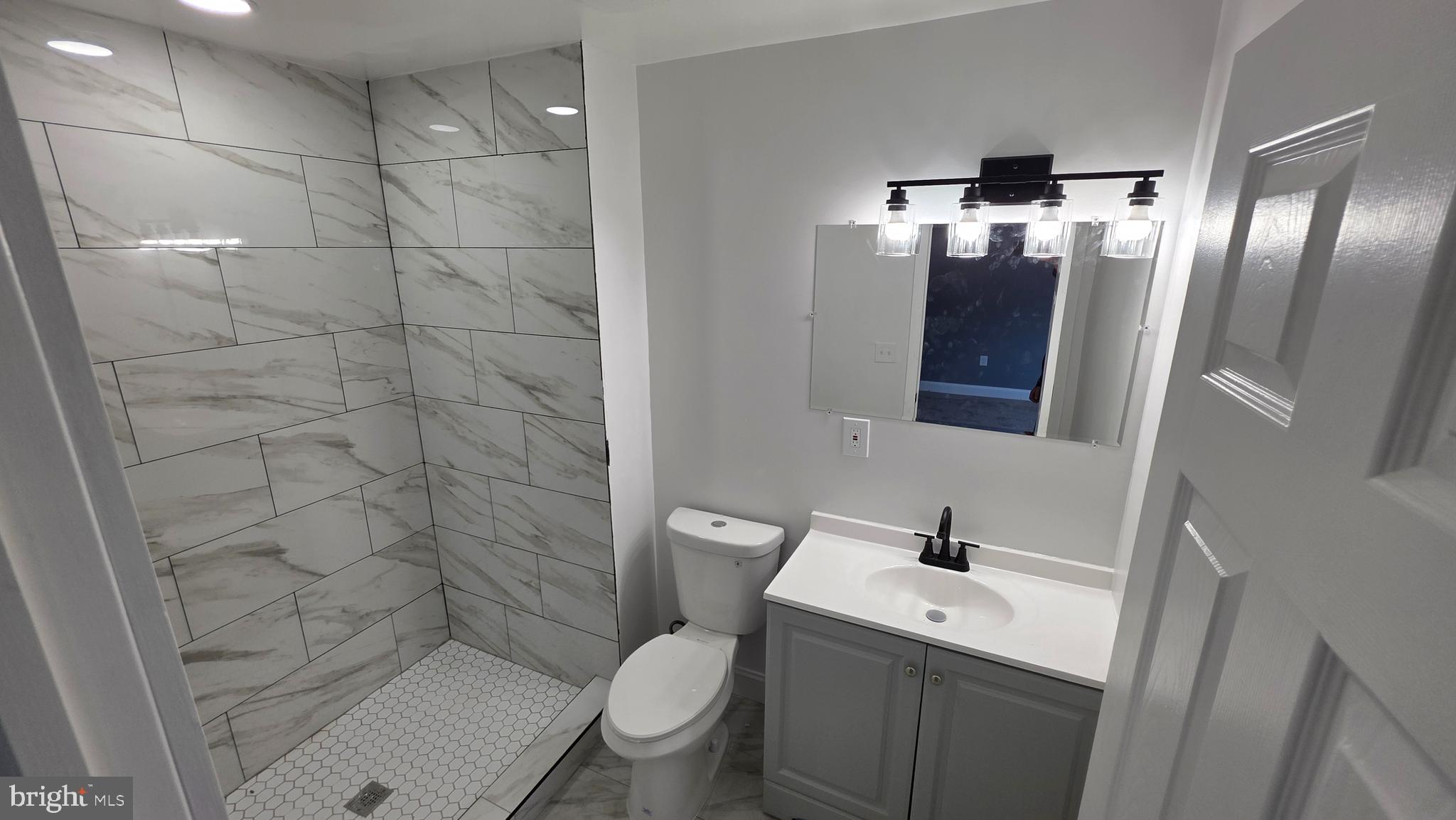 WINSTEN ESTATES - Residential