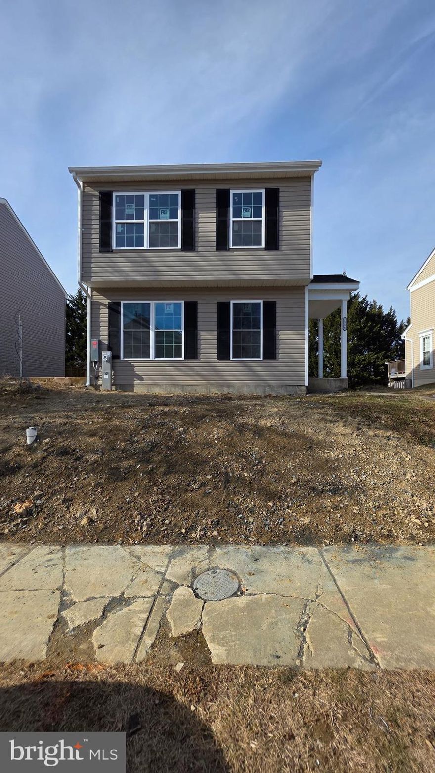 This is a complete rebuilt townhouse.  You will be wowed when you come in to see the wood flooring, the large kitchen and island with granite countertop with Master  Bedroom Suite, This  is ready for the new buyer. You will be the first owner of this lovely property.

Seller will review all offers on Sun Feb 22 at noon.  Seller looking for highest and best but reserves the right to accept an acceptable contract before then. Property has been virtually staged.