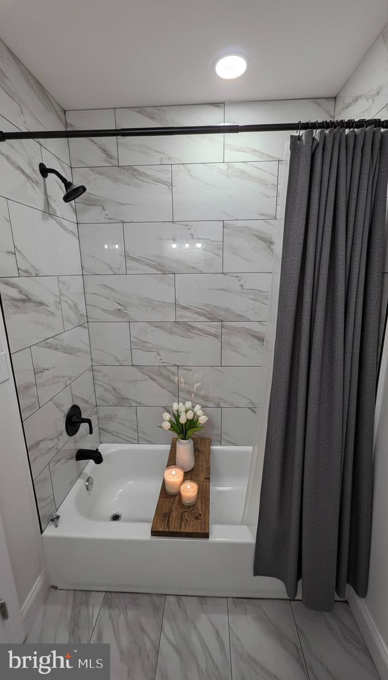 WINSTEN ESTATES - Residential