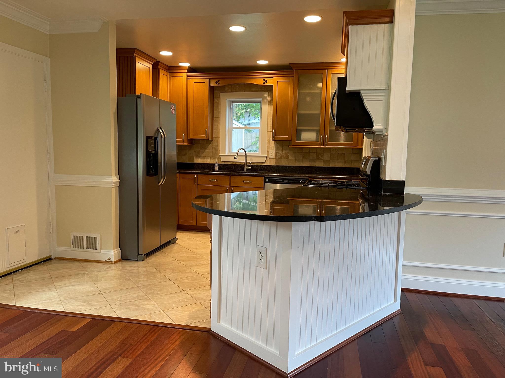 NORTH SPRINGFIELD - Residential Lease