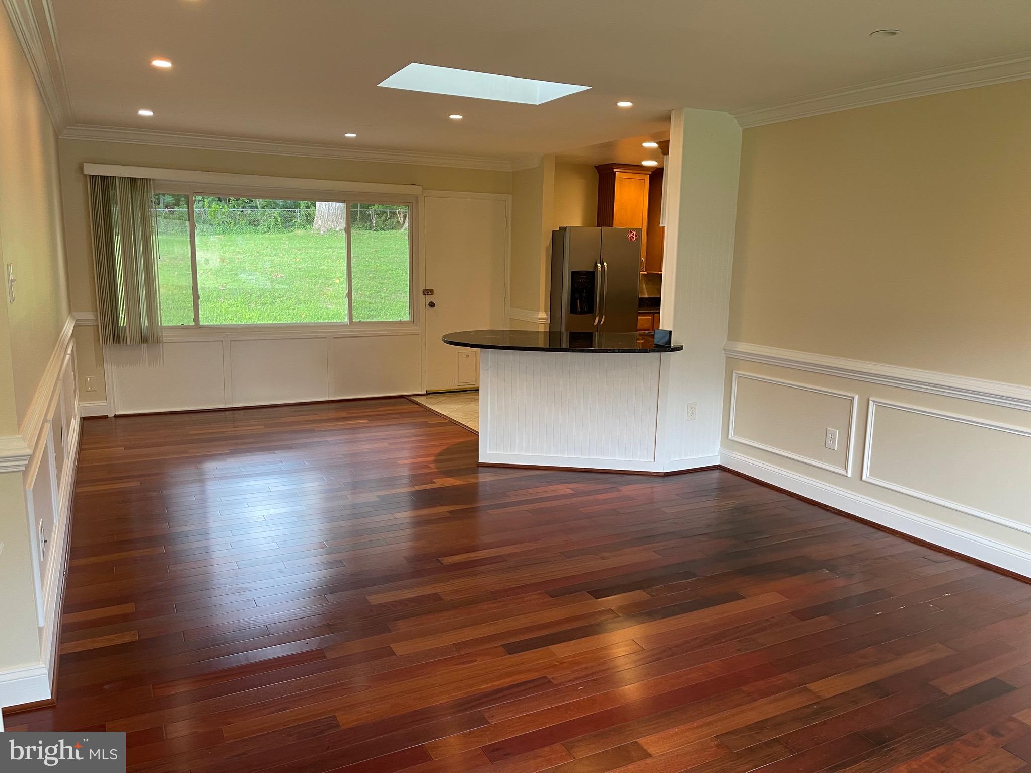 NORTH SPRINGFIELD - Residential Lease