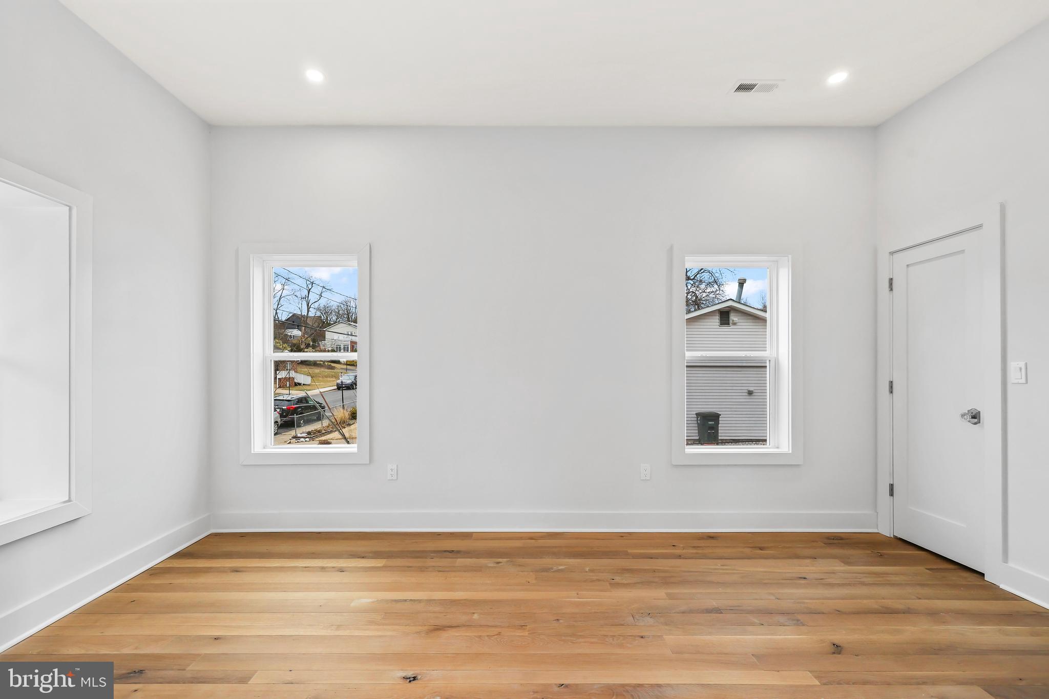 HIGHVIEW PARK - Residential