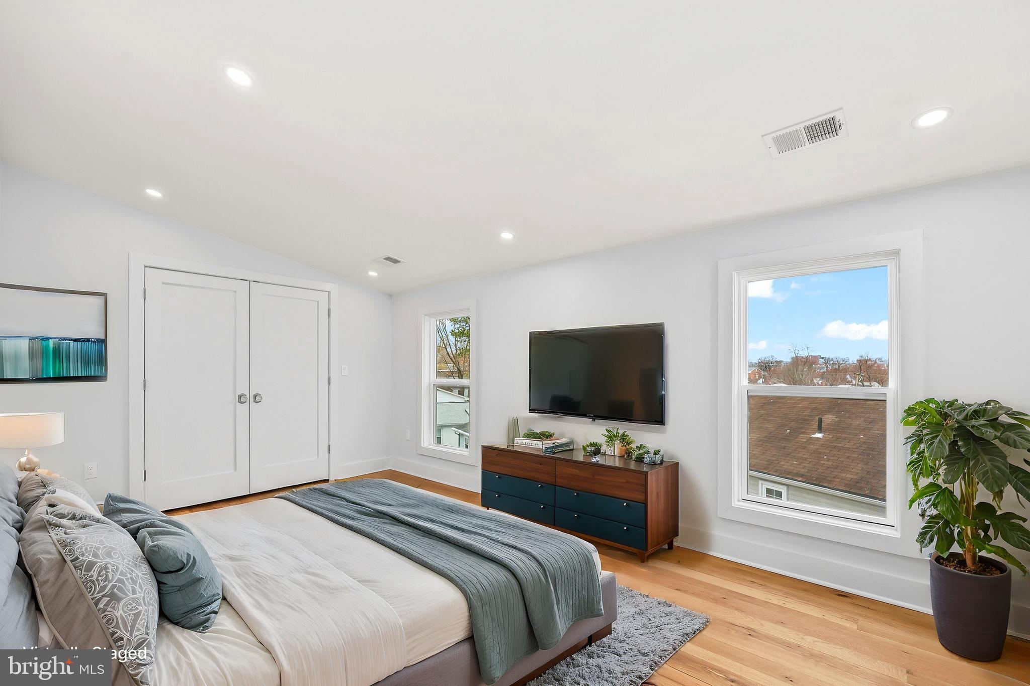 HIGHVIEW PARK - Residential