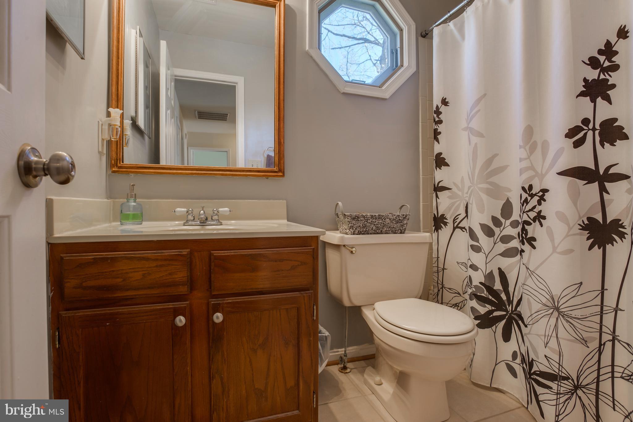 RIDGE POINTE - Residential