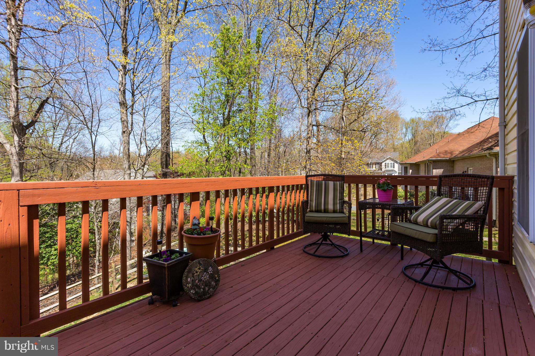 RIDGE POINTE - Residential