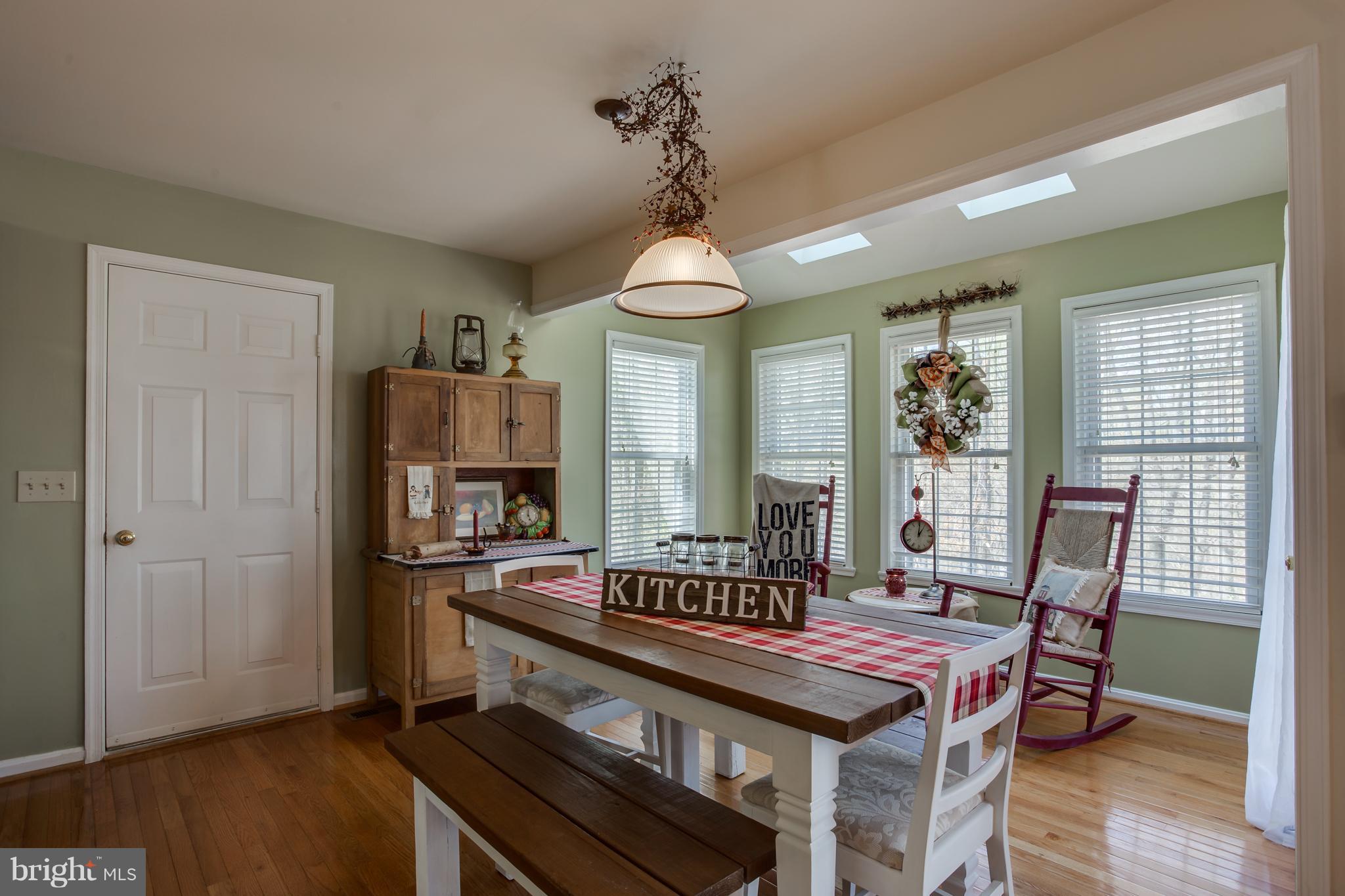 RIDGE POINTE - Residential