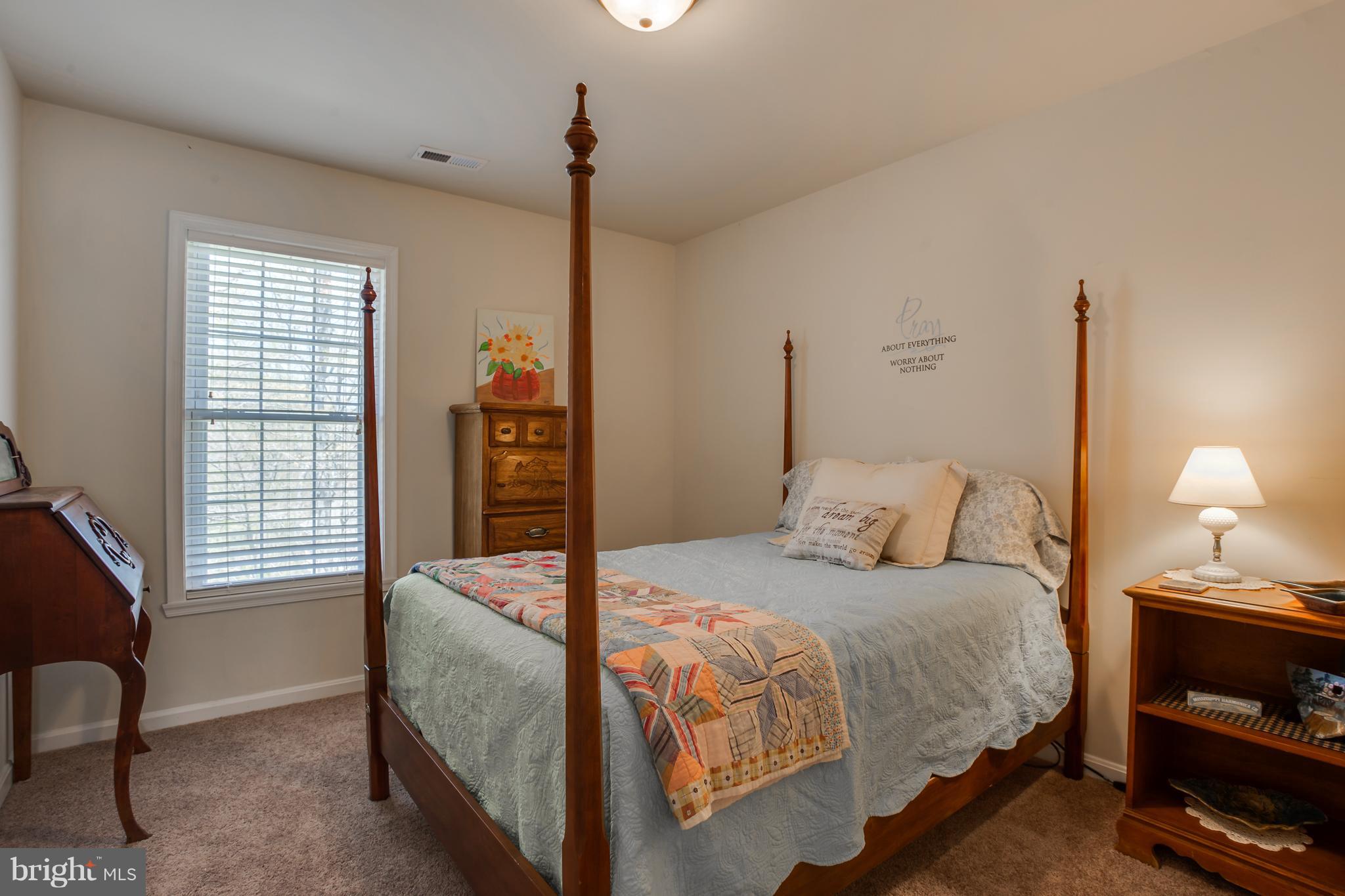 RIDGE POINTE - Residential