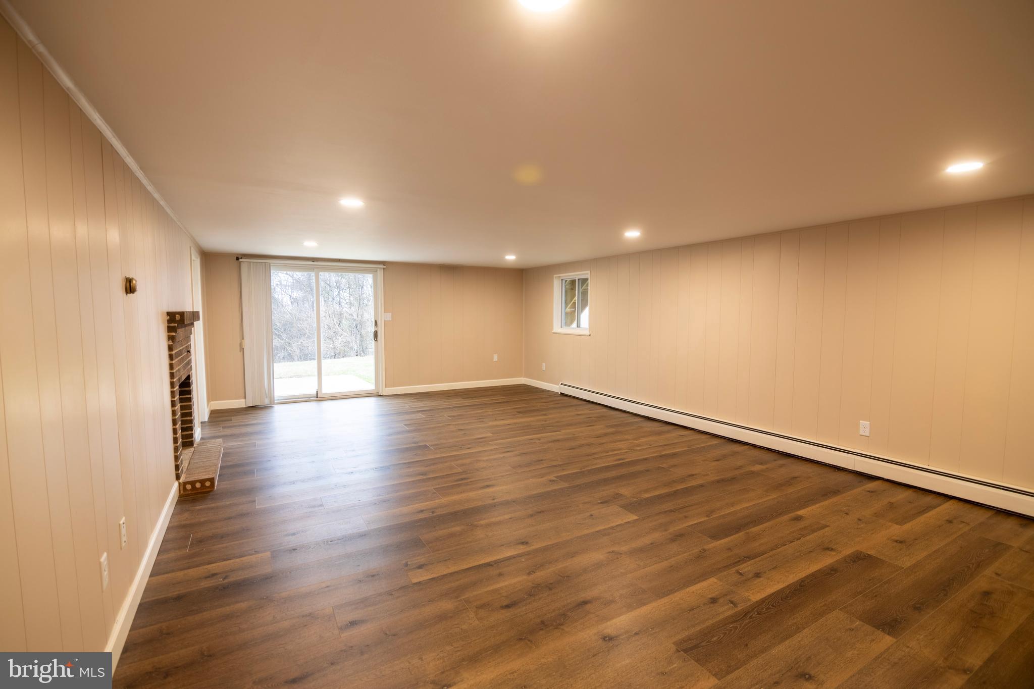 RED LION - Residential