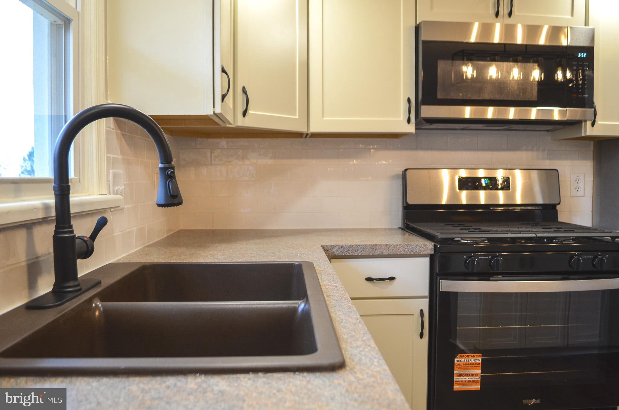 RED LION - Residential