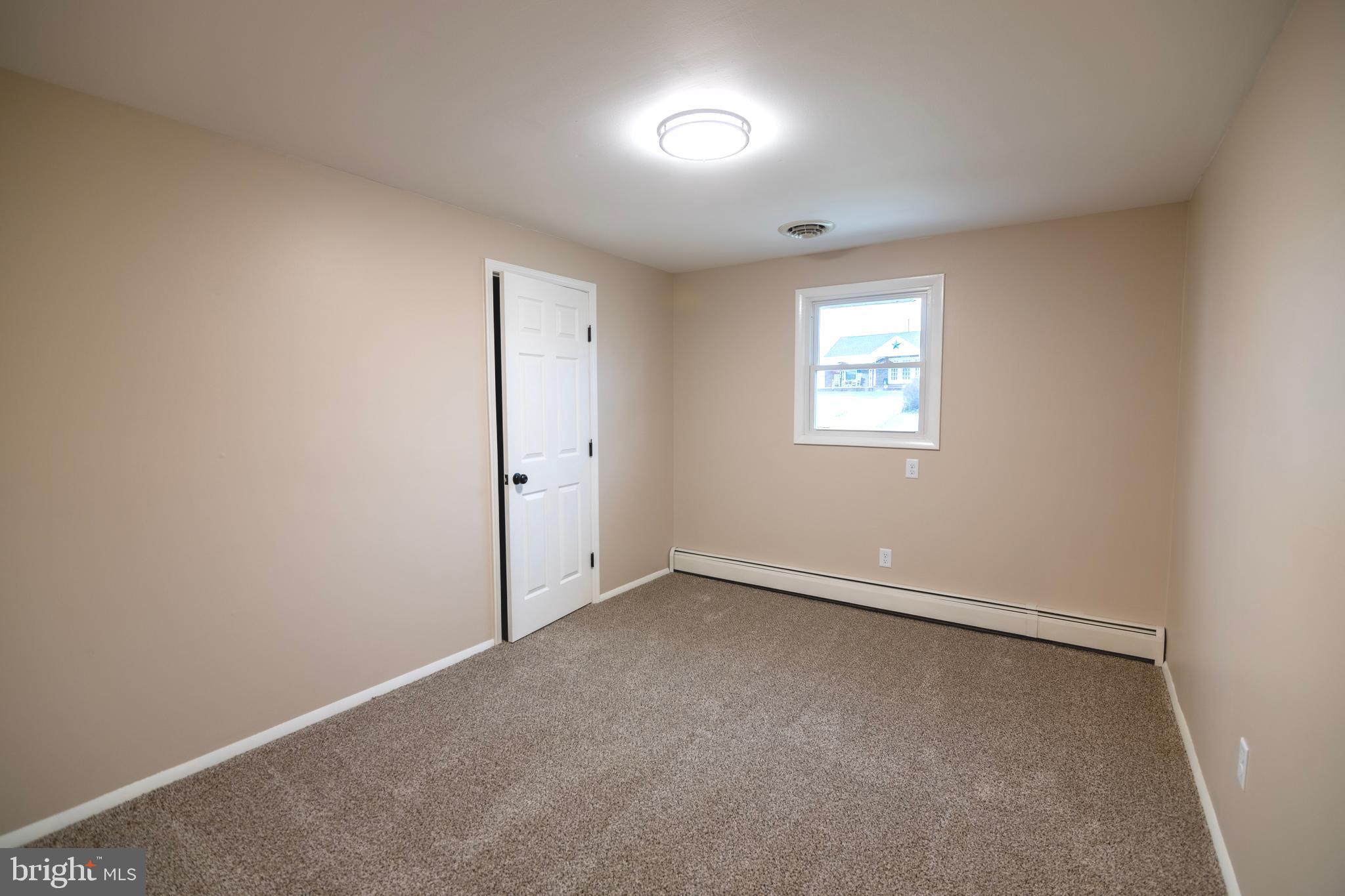 RED LION - Residential