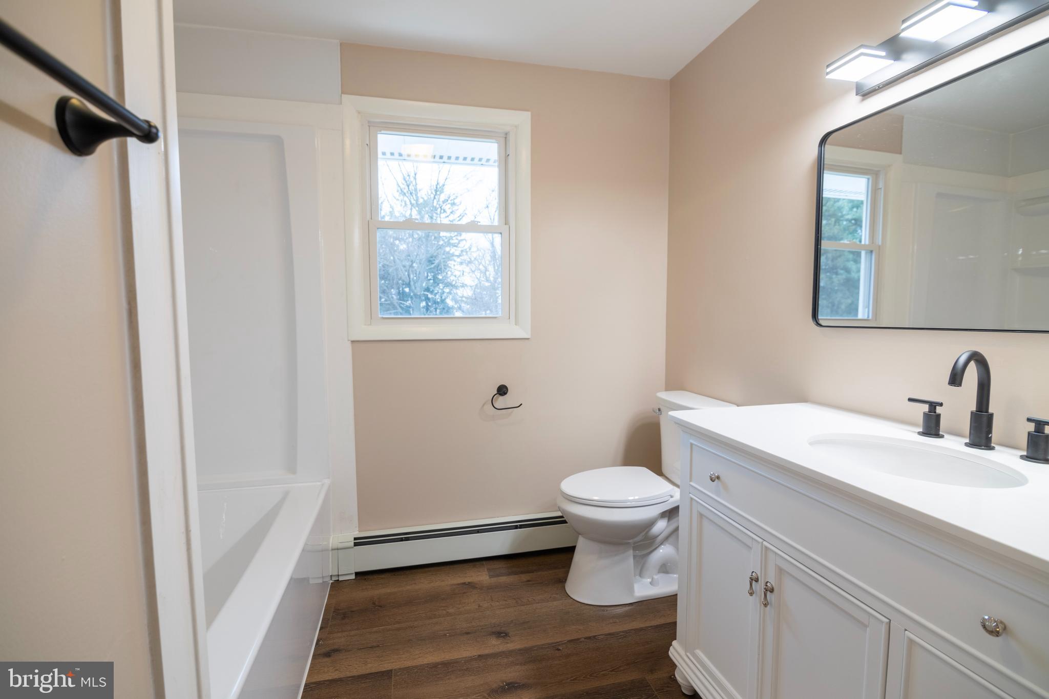 RED LION - Residential