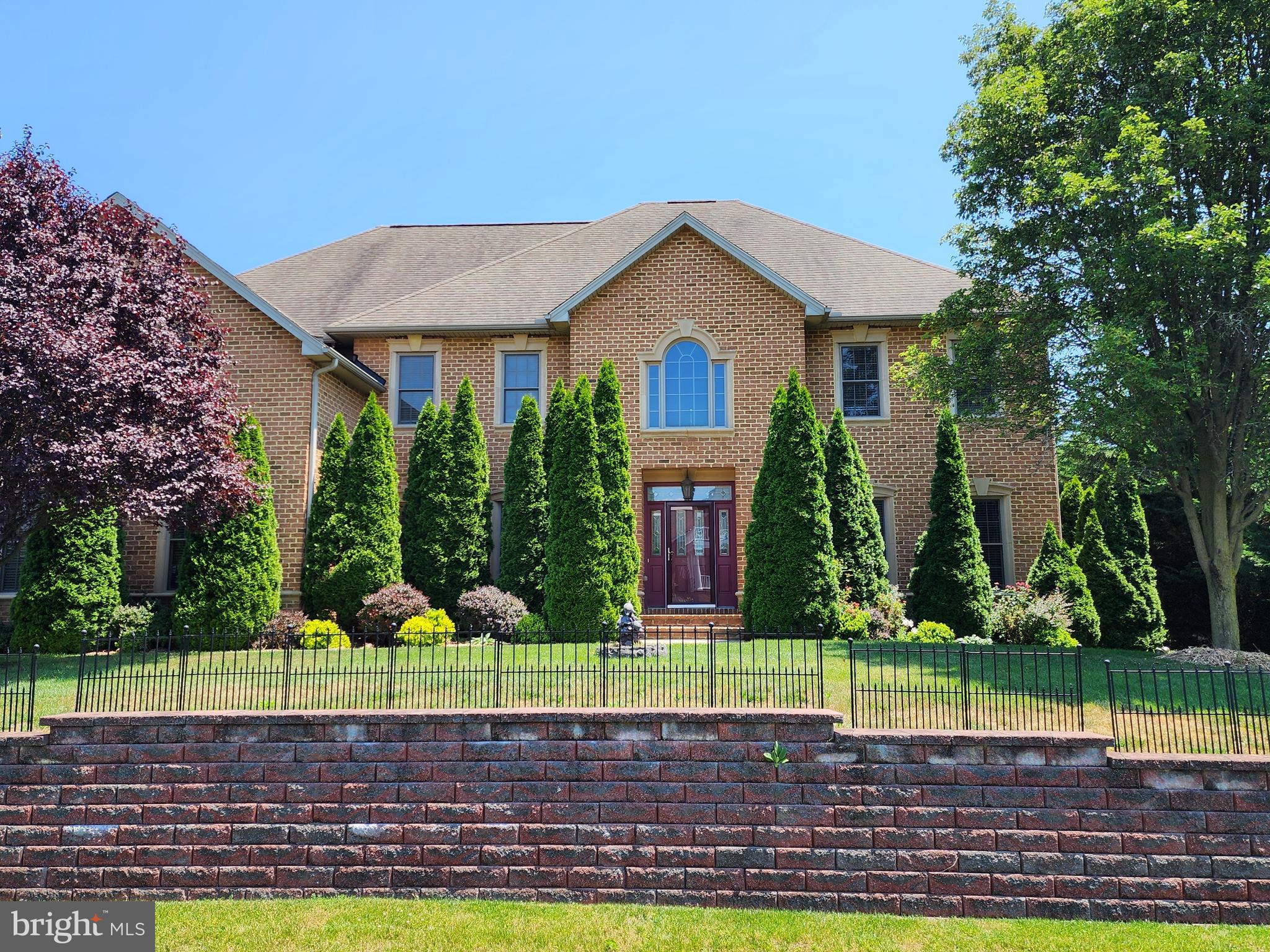 BLACK ROCK ESTATES - Residential