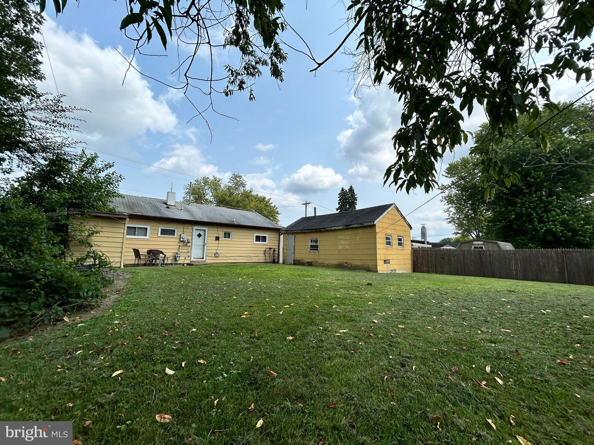 122 HALCYON DRIVE