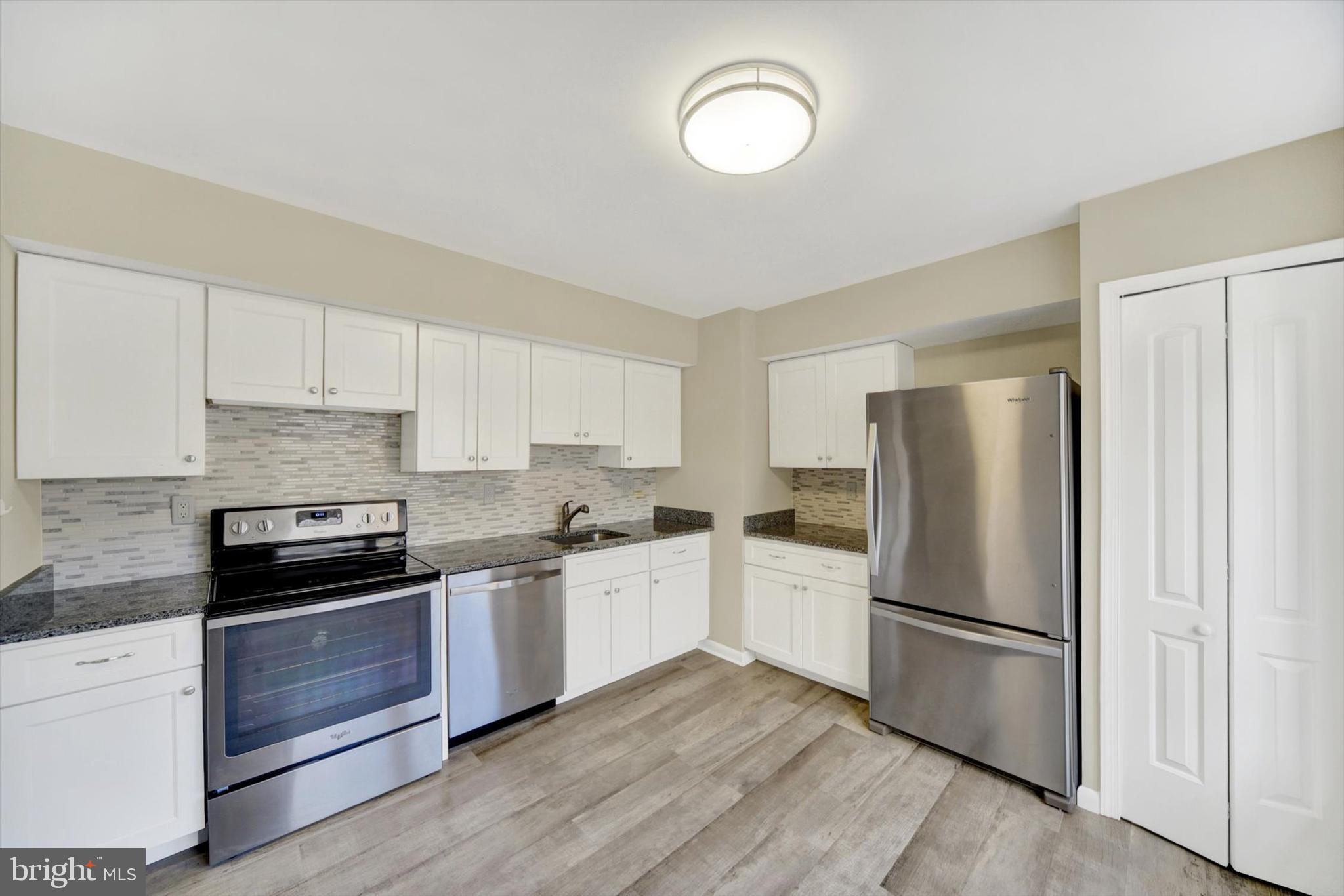 413 COLONIAL RIDGE LANE