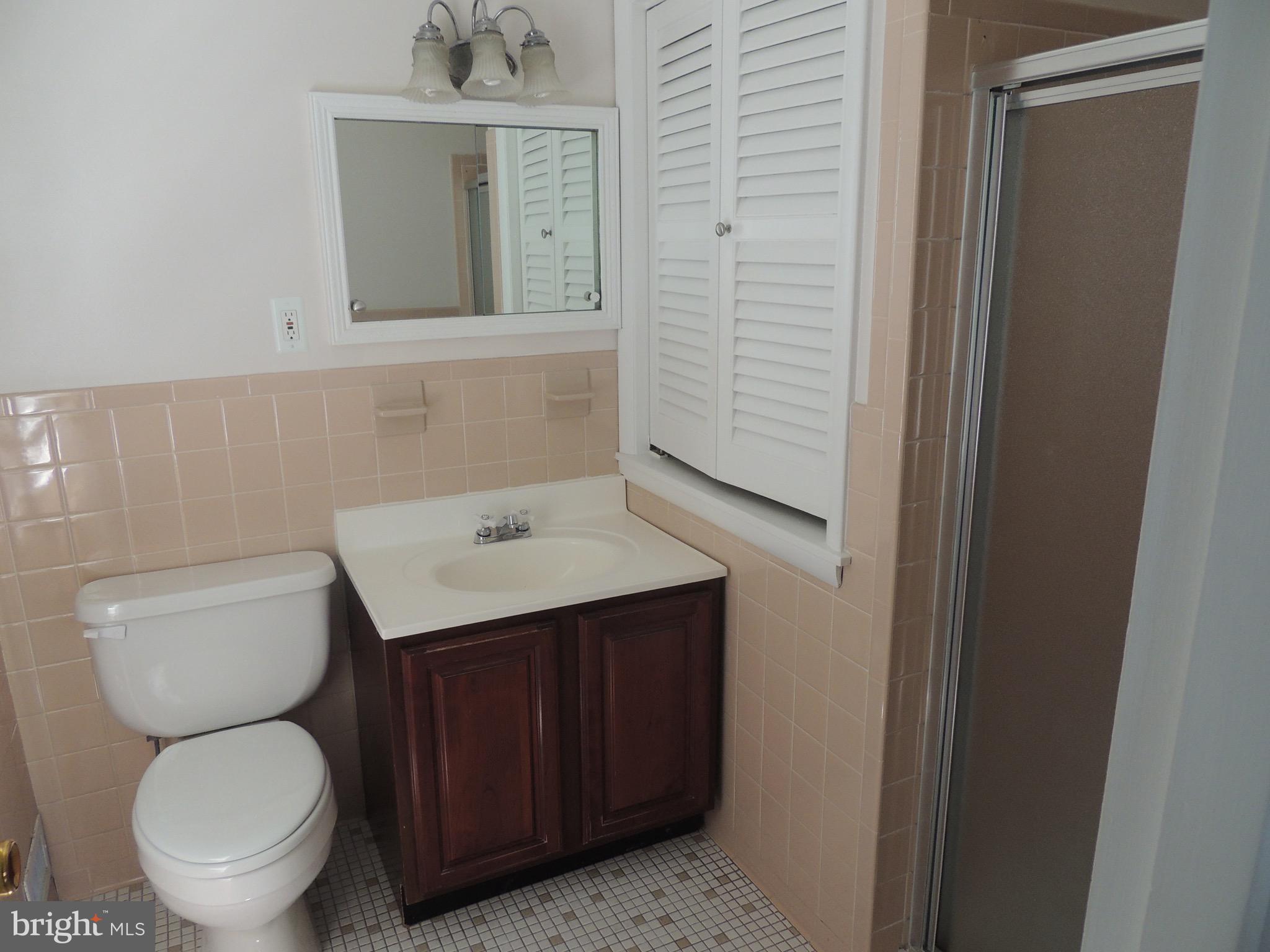 VALLEY MEDE - Residential Lease