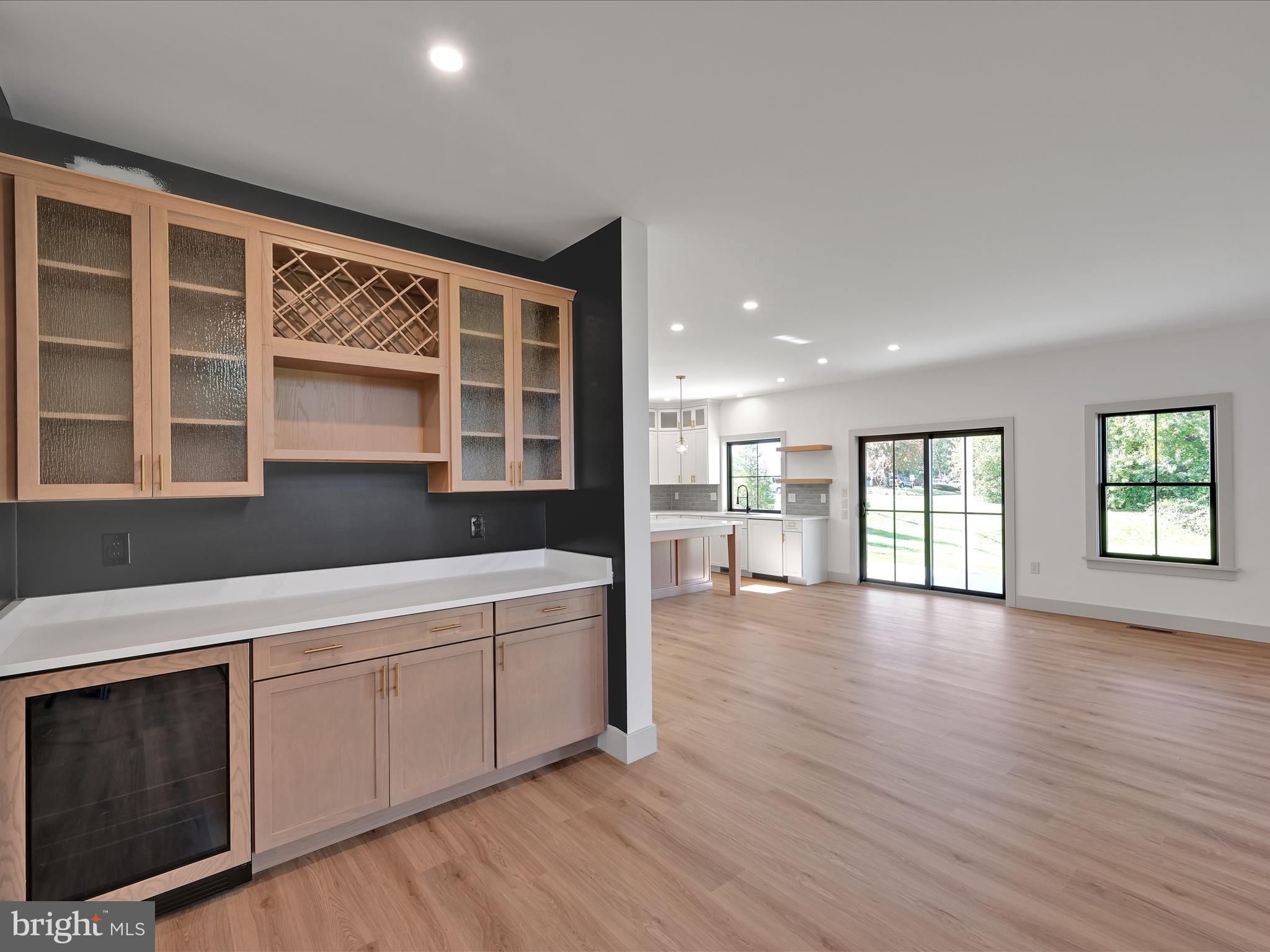 HAYDN MANOR - Residential