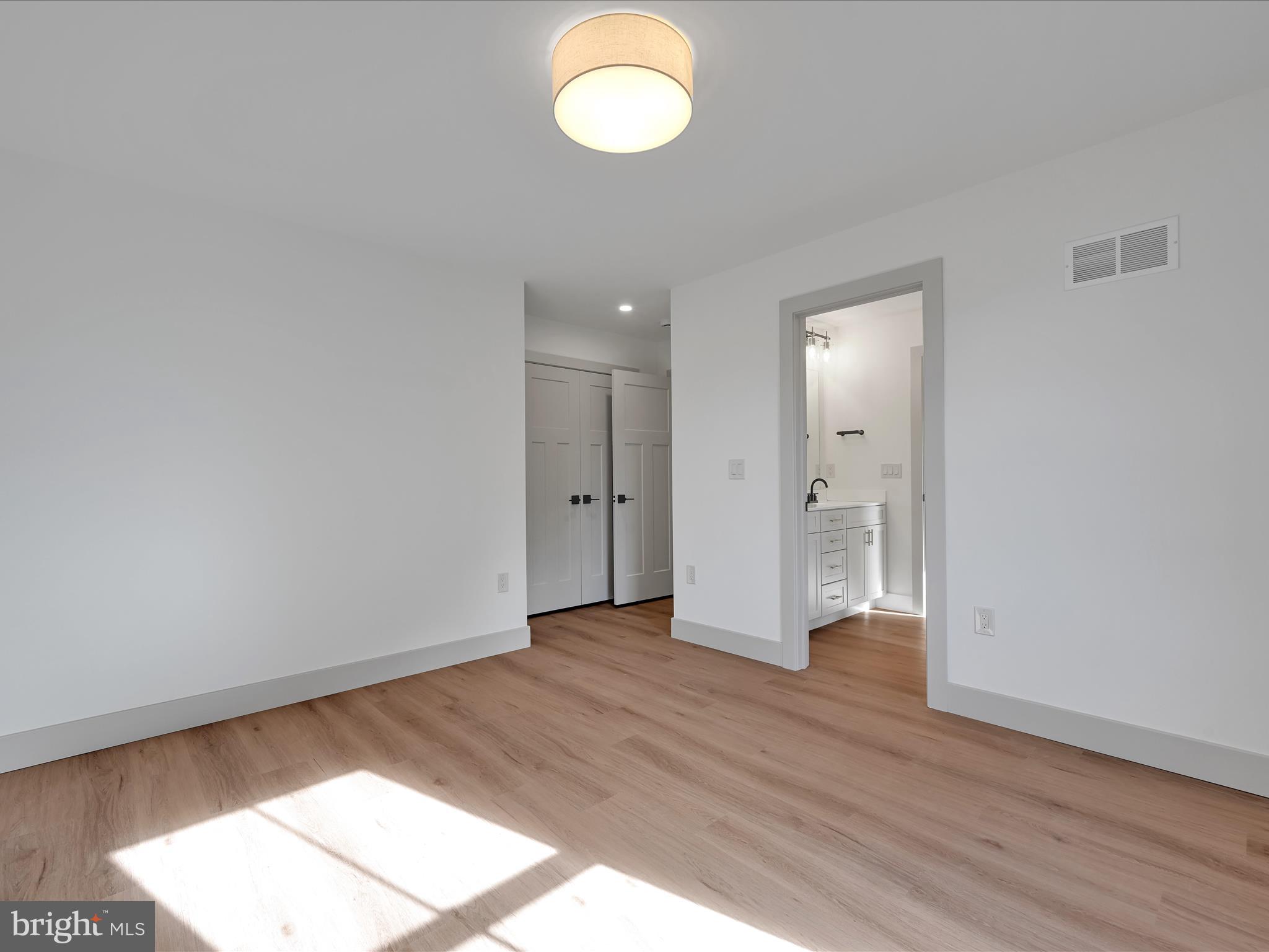 HAYDN MANOR - Residential