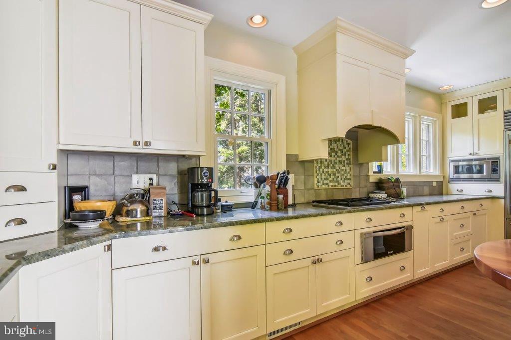 GUILFORD - Residential