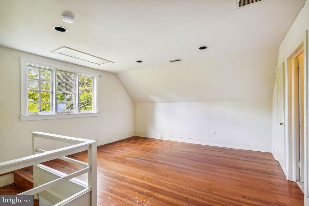 GUILFORD - Residential