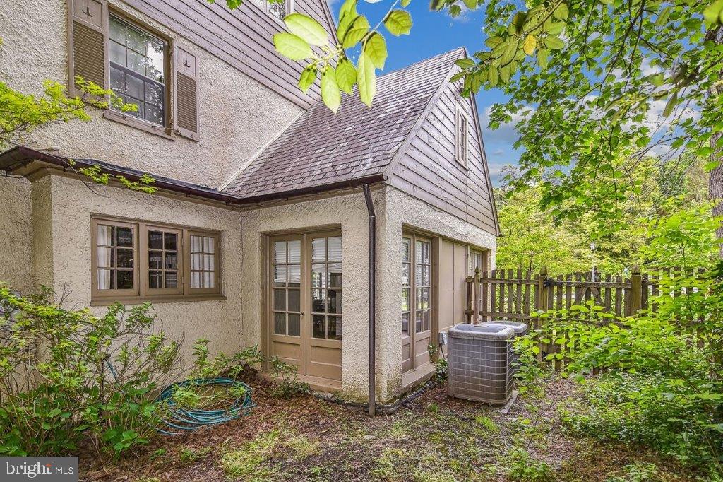 GUILFORD - Residential