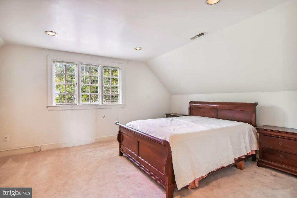 GUILFORD - Residential