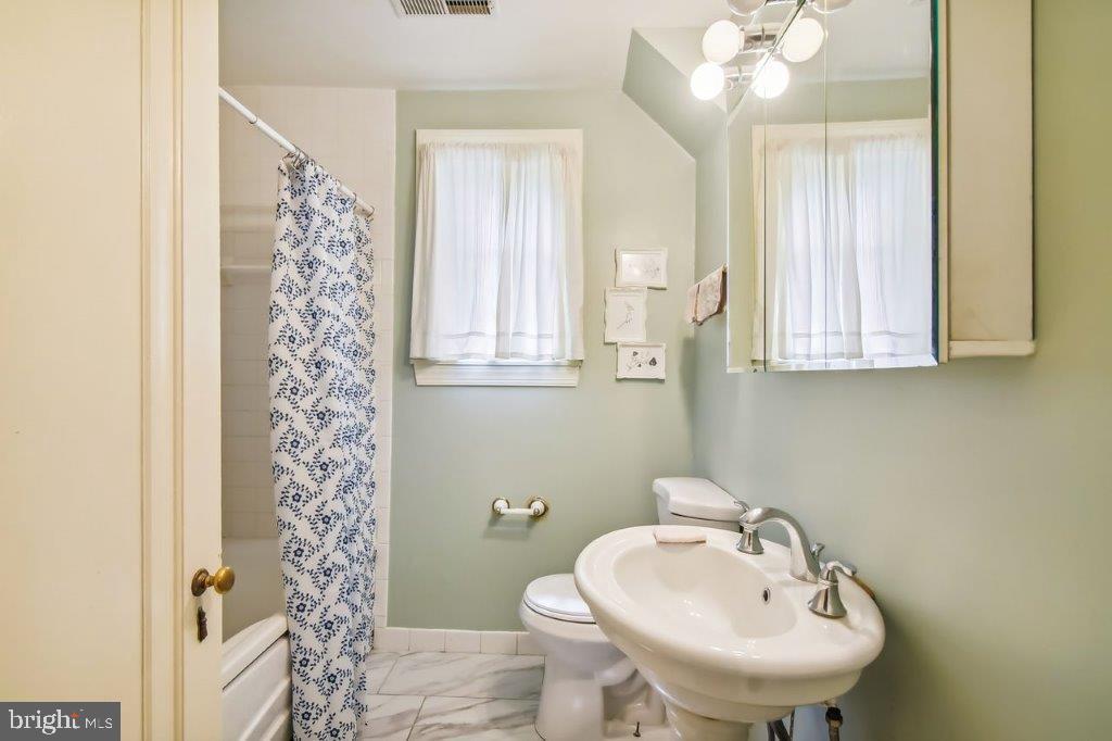 GUILFORD - Residential