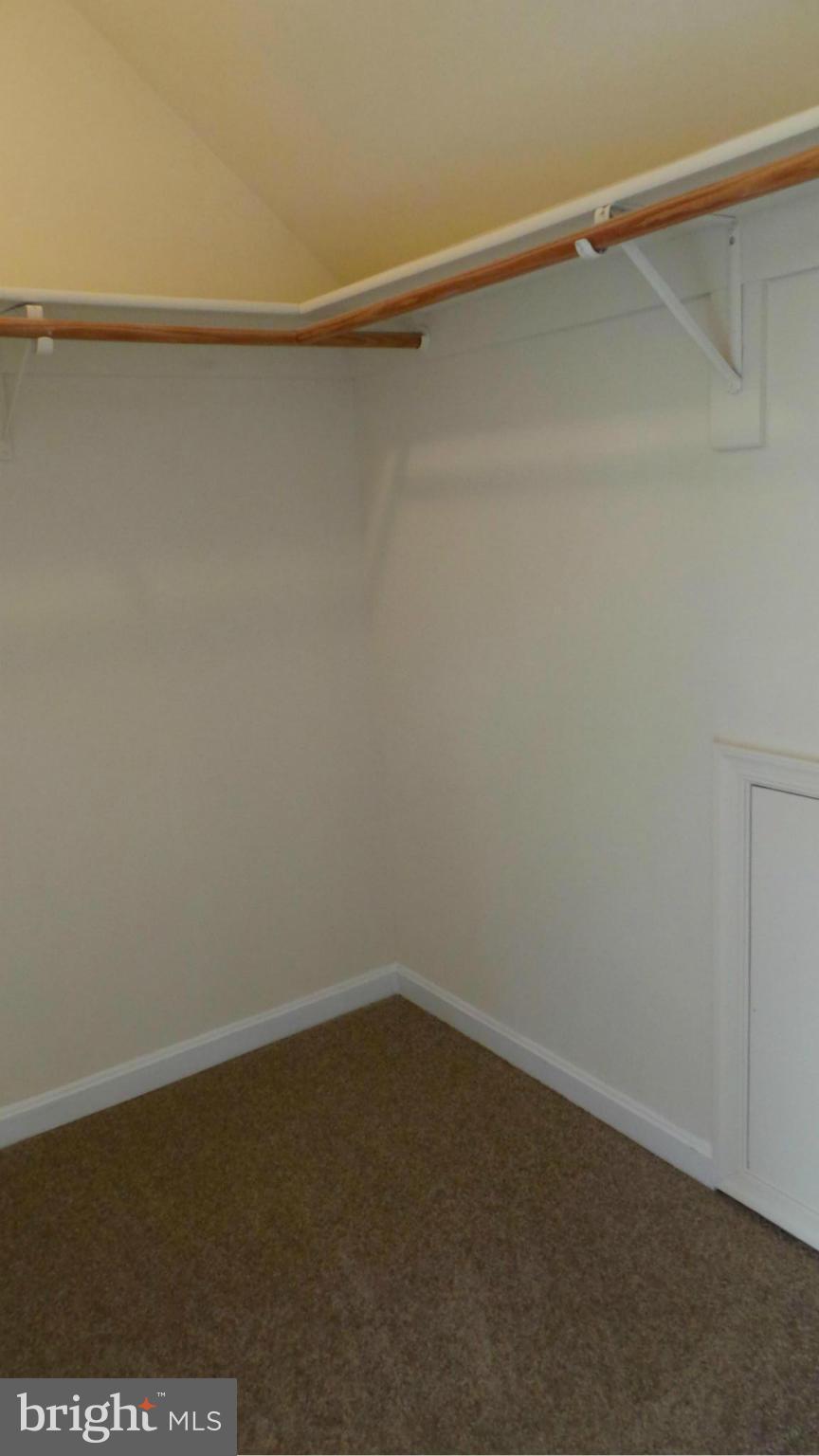 PRESIDENTIAL LAKES - Residential