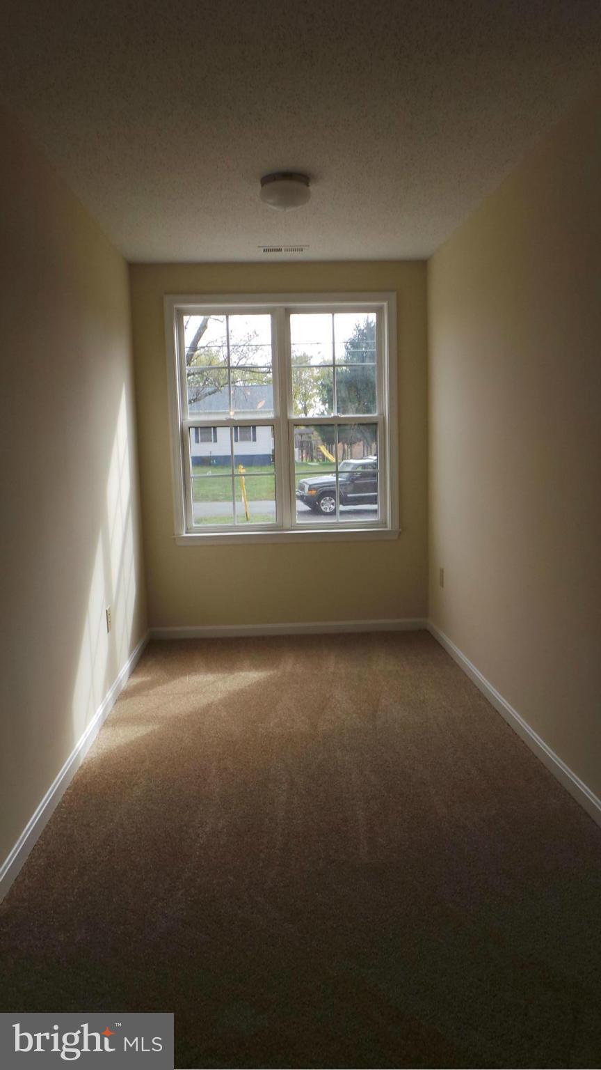 PRESIDENTIAL LAKES - Residential