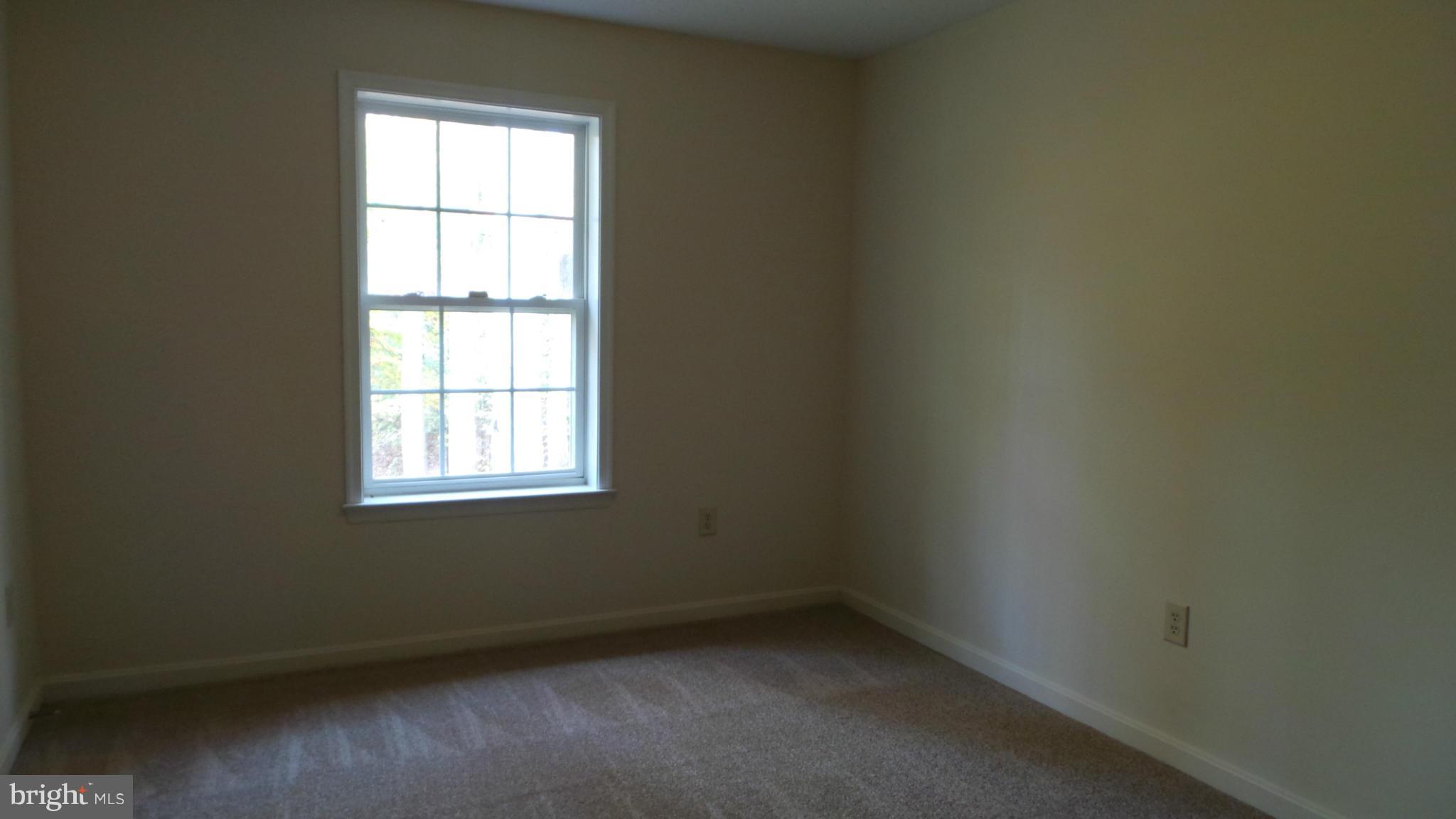 PRESIDENTIAL LAKES - Residential