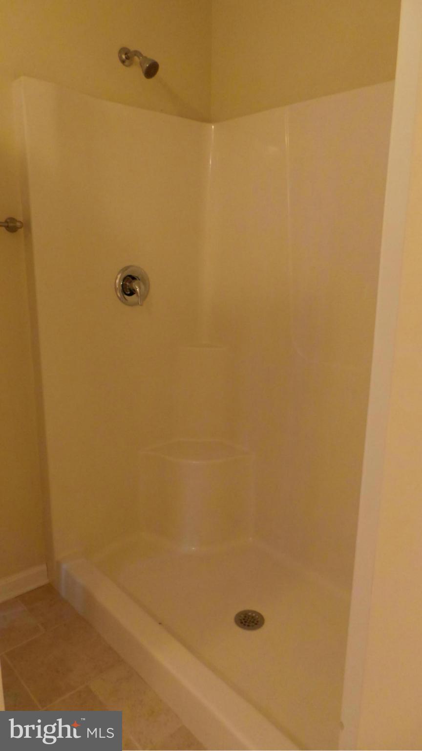 PRESIDENTIAL LAKES - Residential