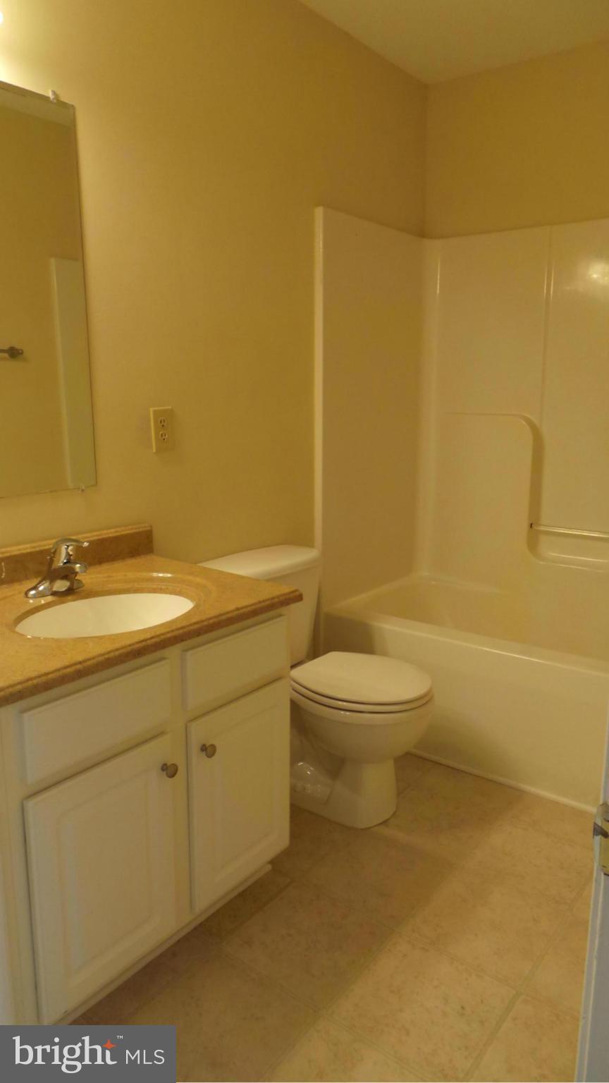 PRESIDENTIAL LAKES - Residential