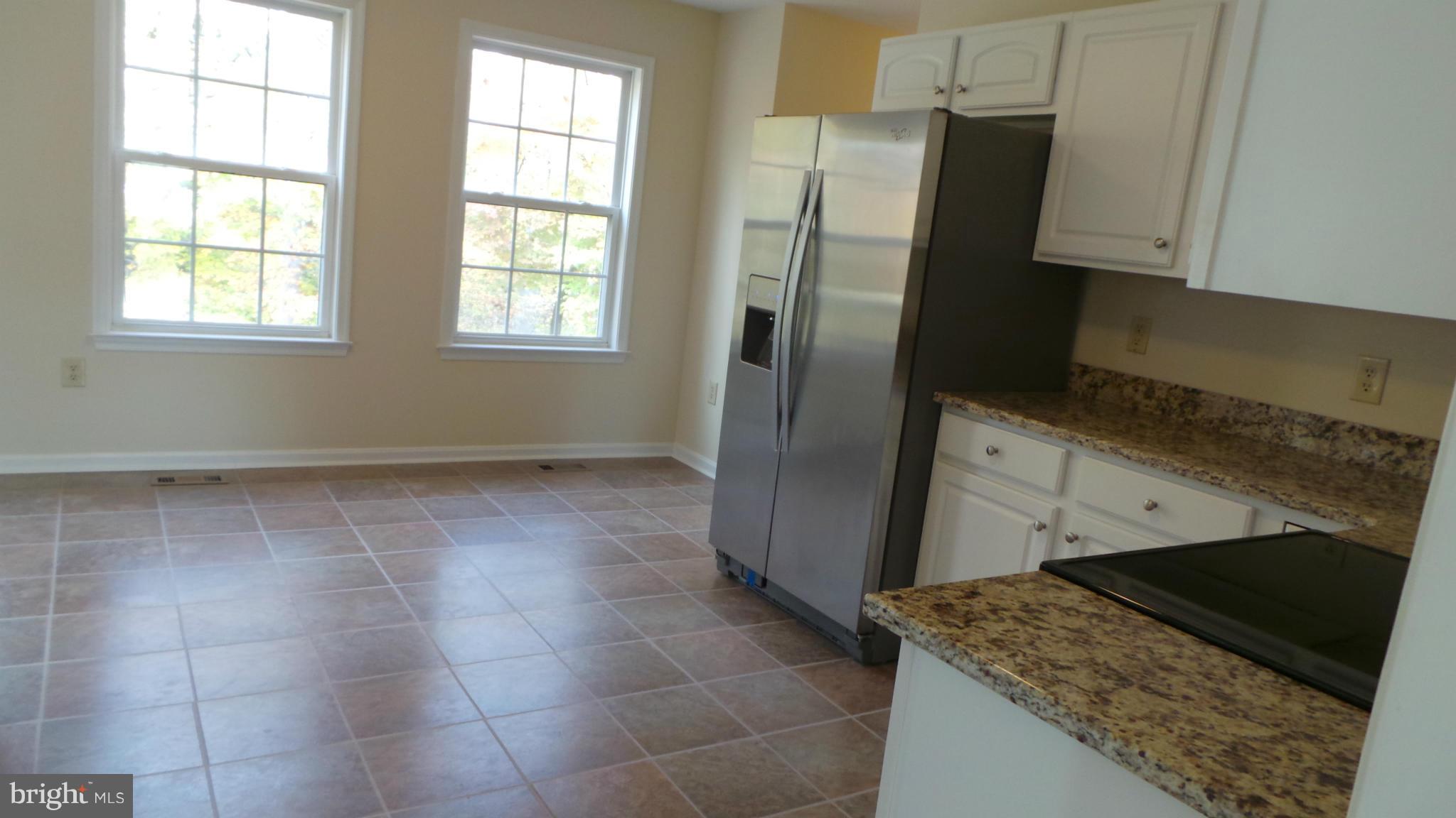 PRESIDENTIAL LAKES - Residential