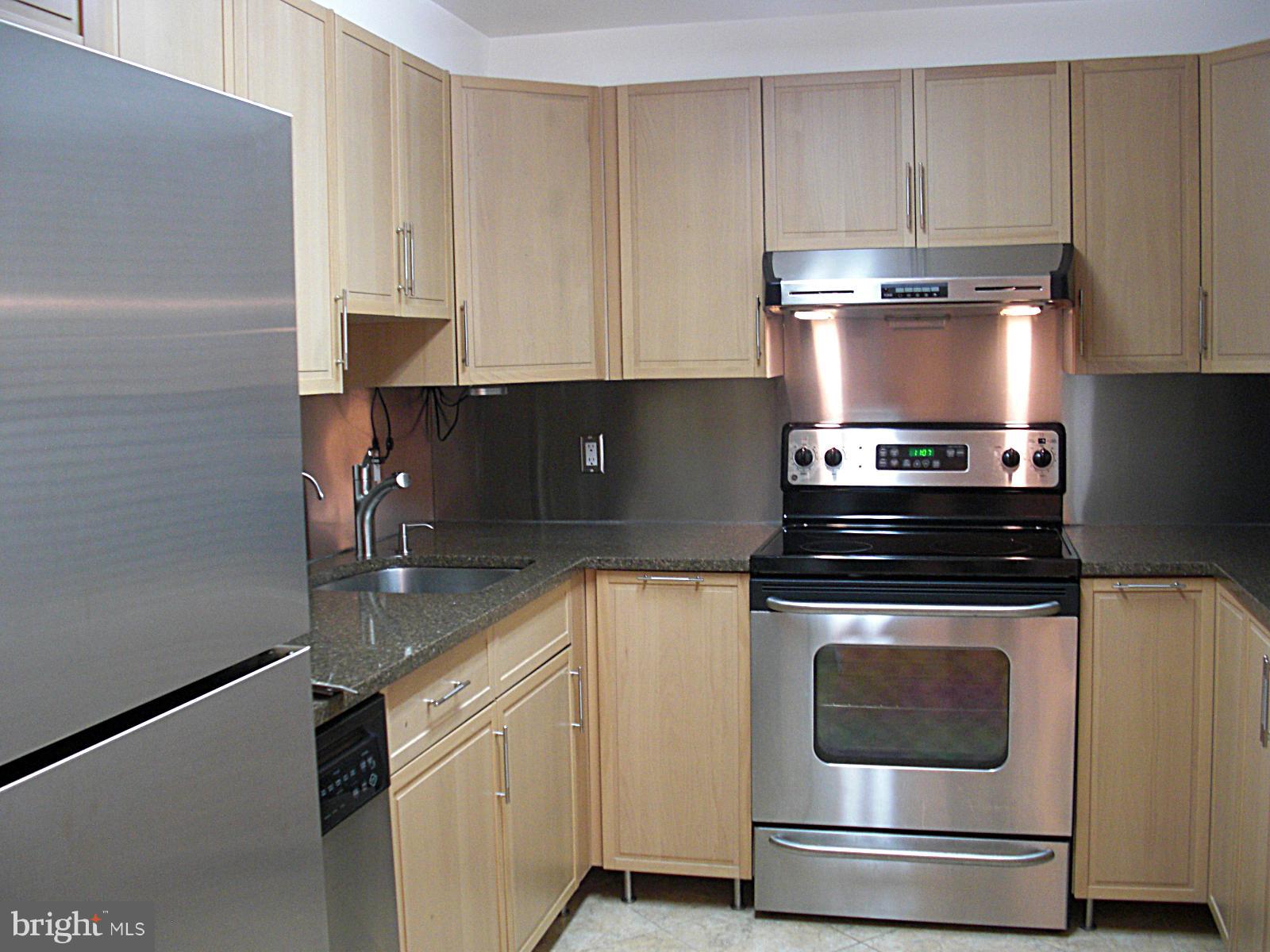 THE VICTORIA CODM - Residential Lease