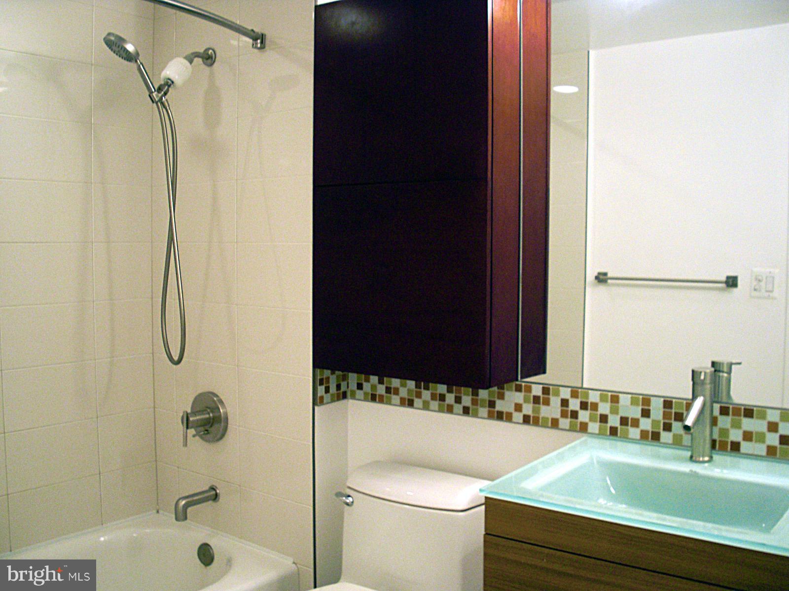 THE VICTORIA CODM - Residential Lease