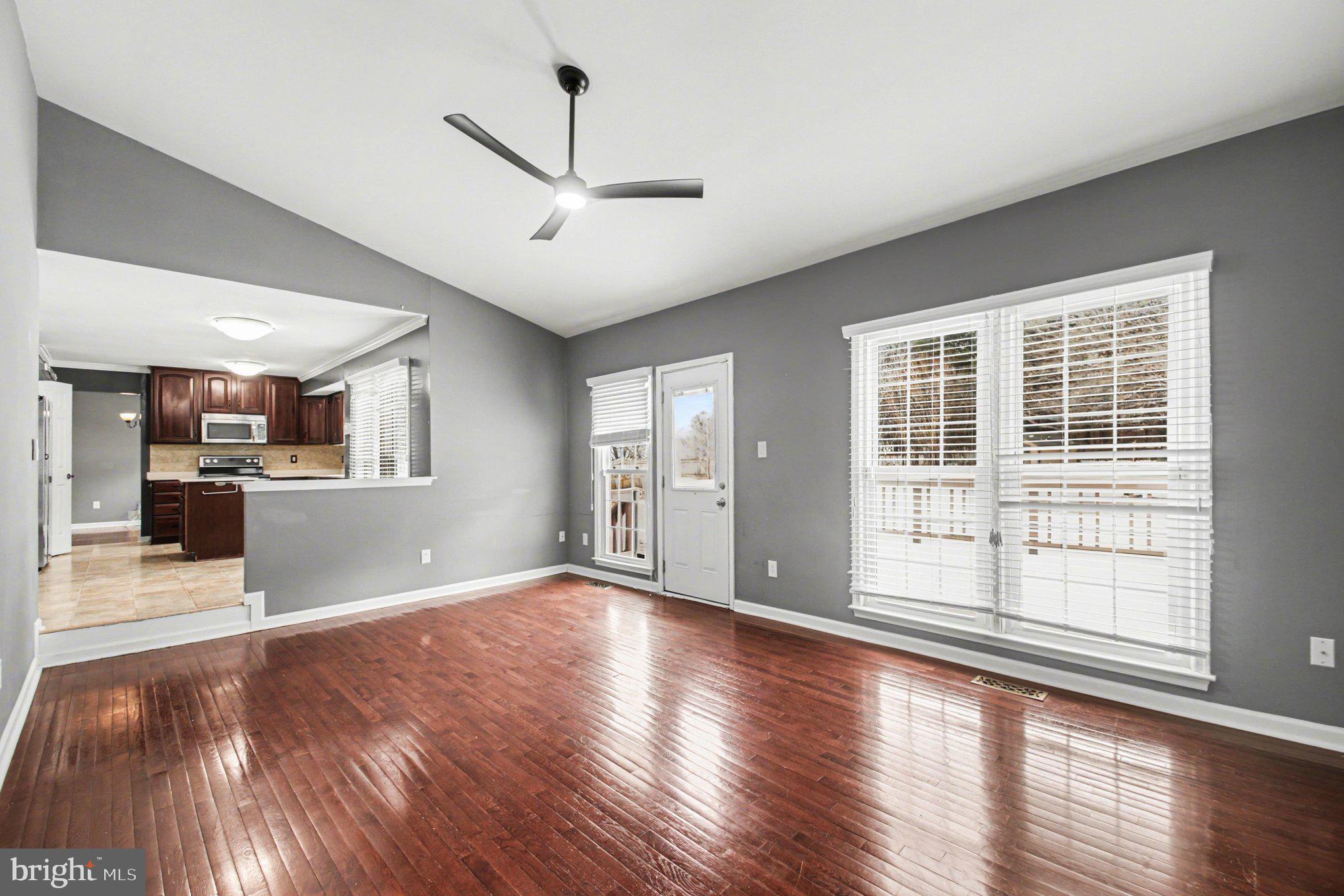 STRATFORD GLEN - Residential