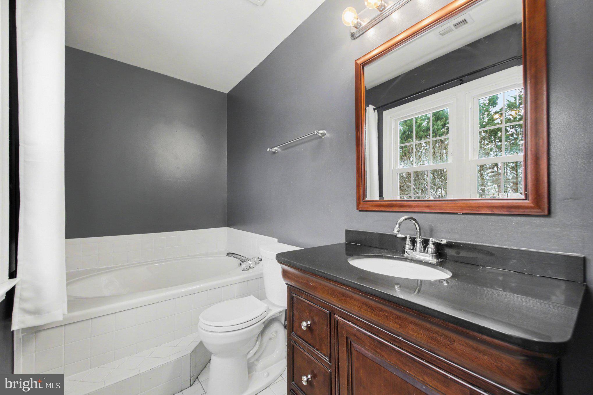 STRATFORD GLEN - Residential