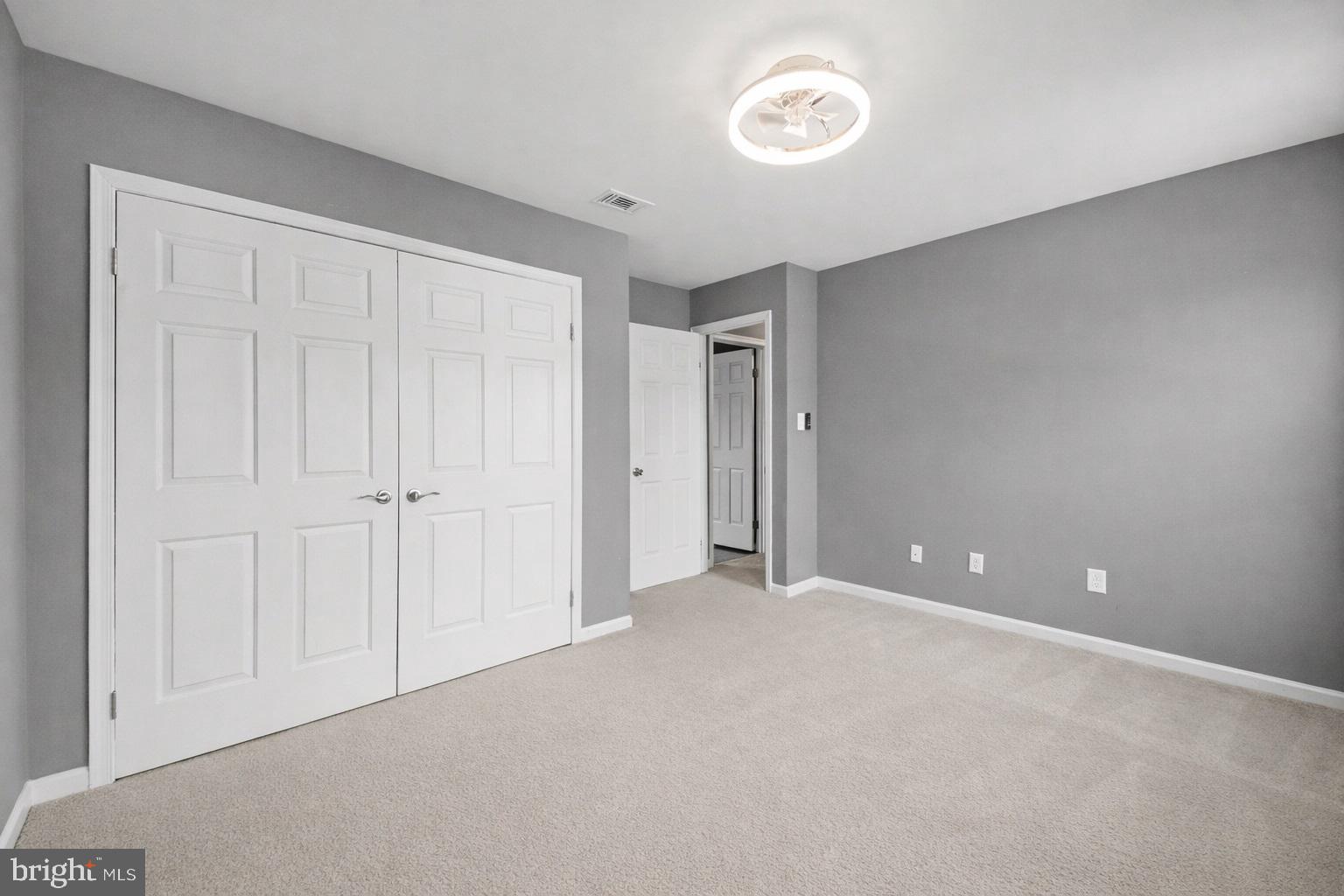 STRATFORD GLEN - Residential