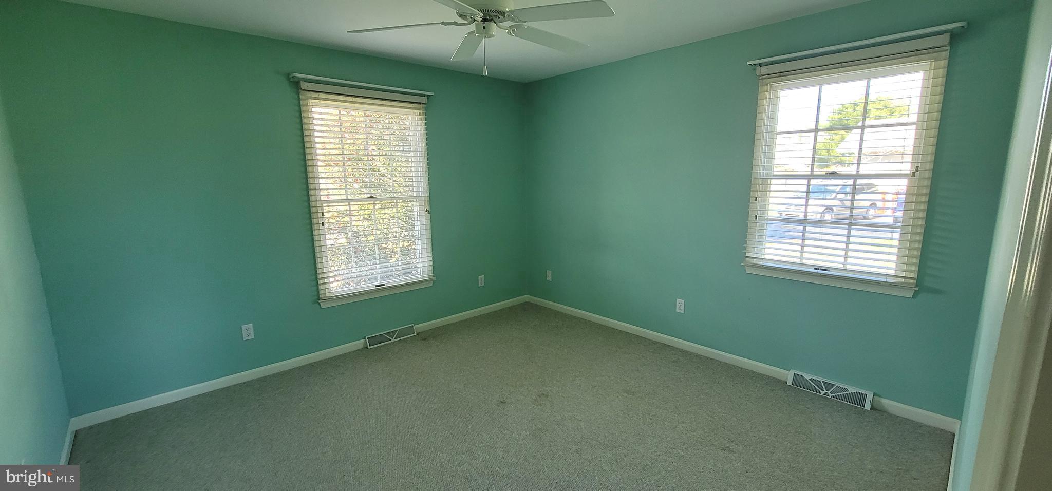 MILL POND ACRES (1) - Residential Lease