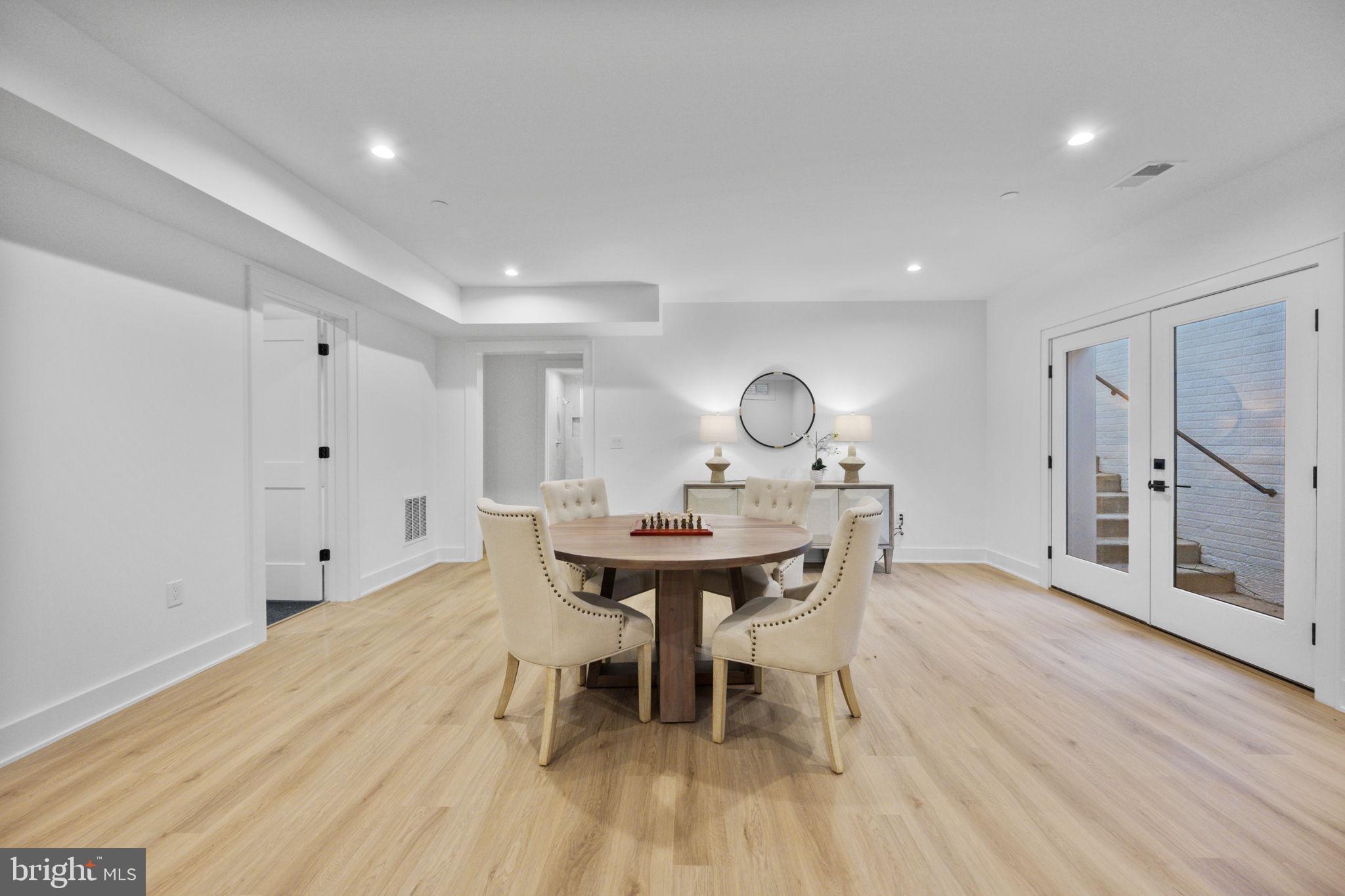 ROCK CREEK ESTATES - Residential