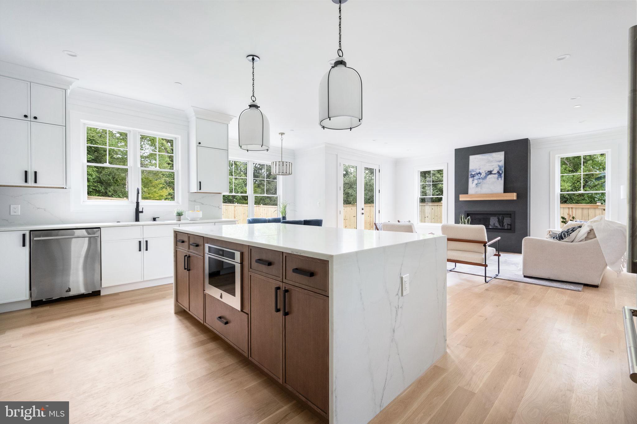 ROCK CREEK ESTATES - Residential