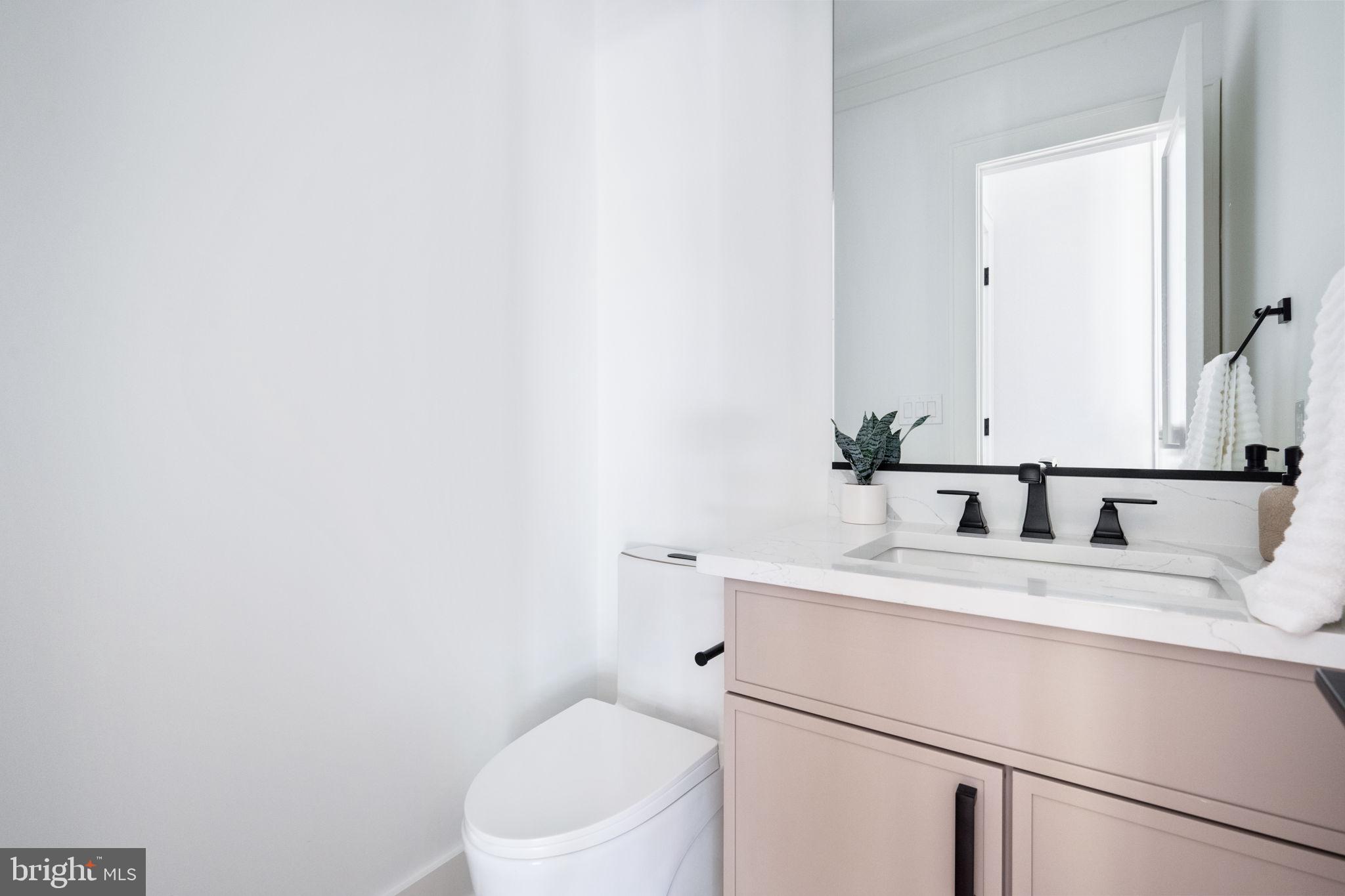 ROCK CREEK ESTATES - Residential