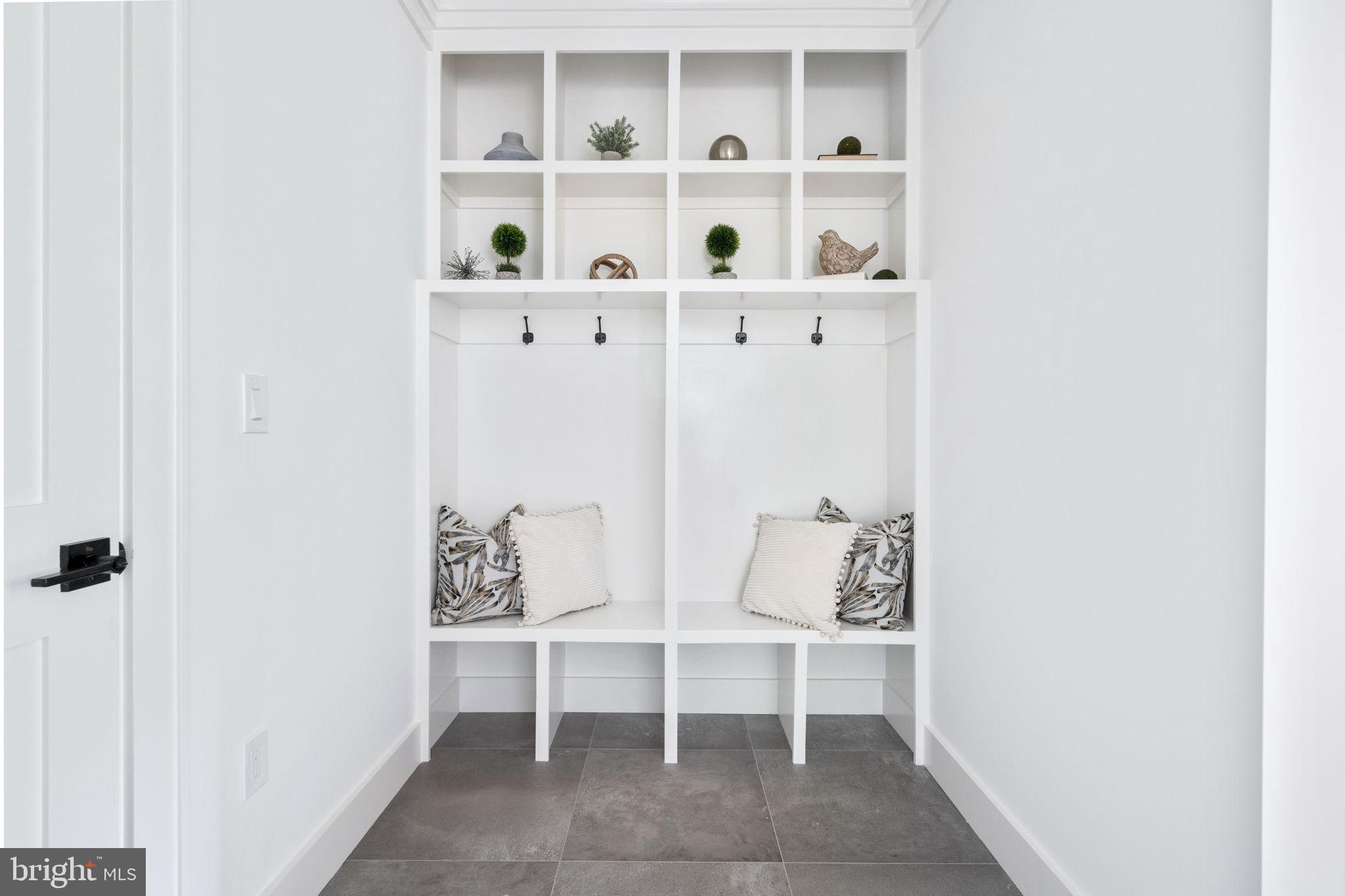 ROCK CREEK ESTATES - Residential