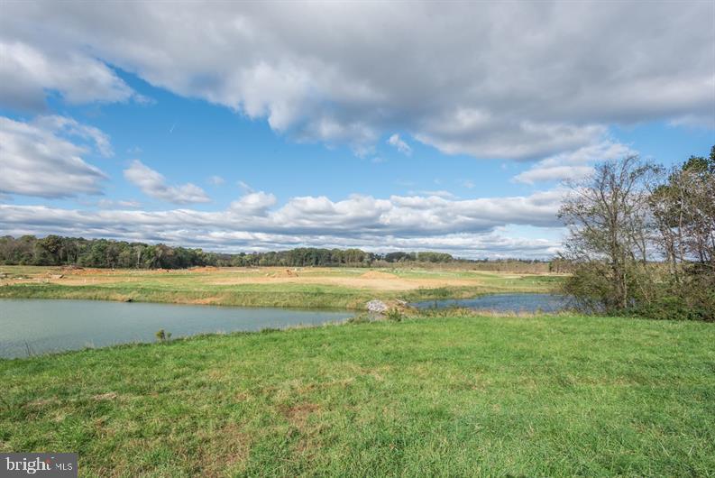 THE LAKES AT MARTINSBURG - Residential